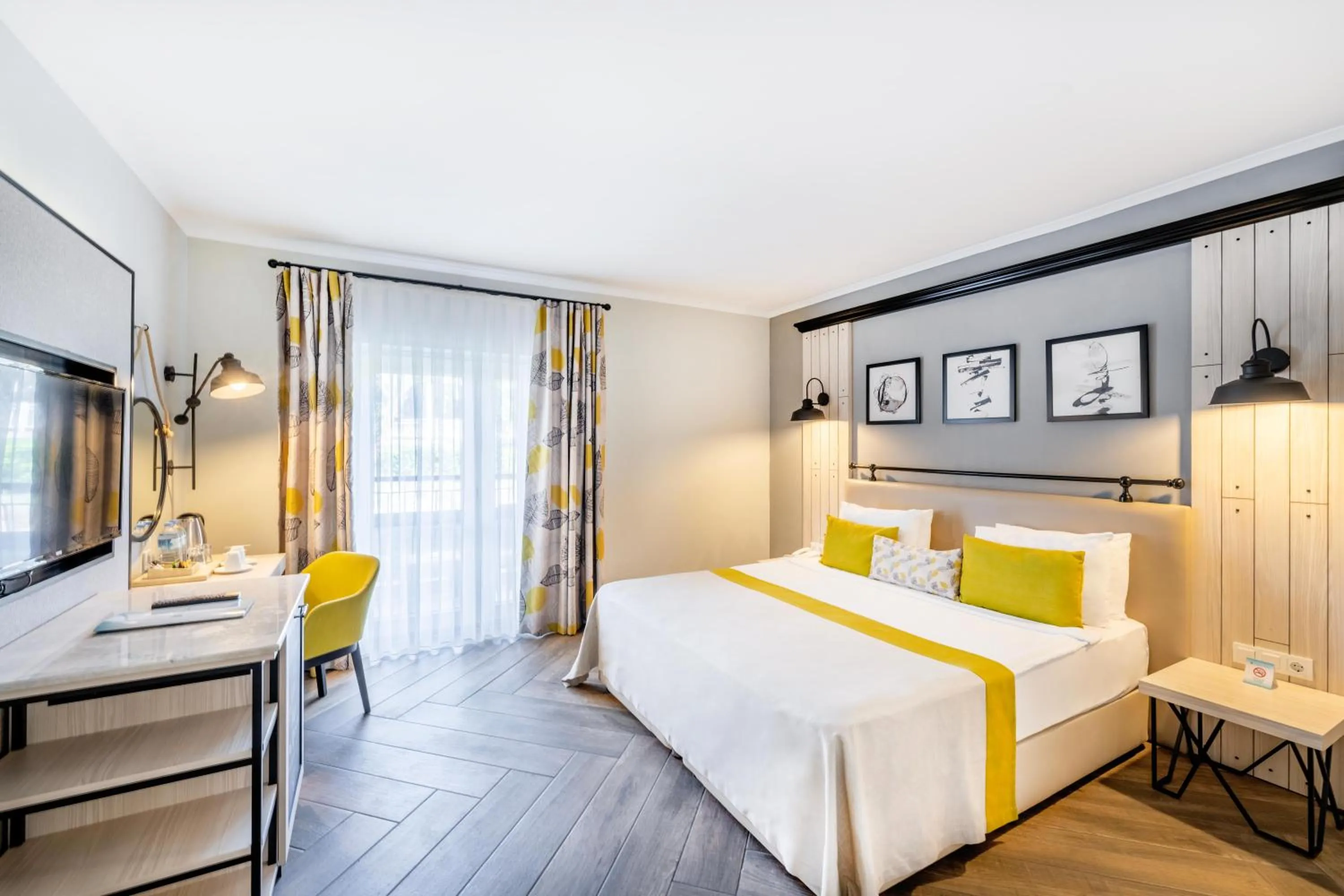 Photo of the whole room, Bed in Club Marco Polo - Premium All Inclusive