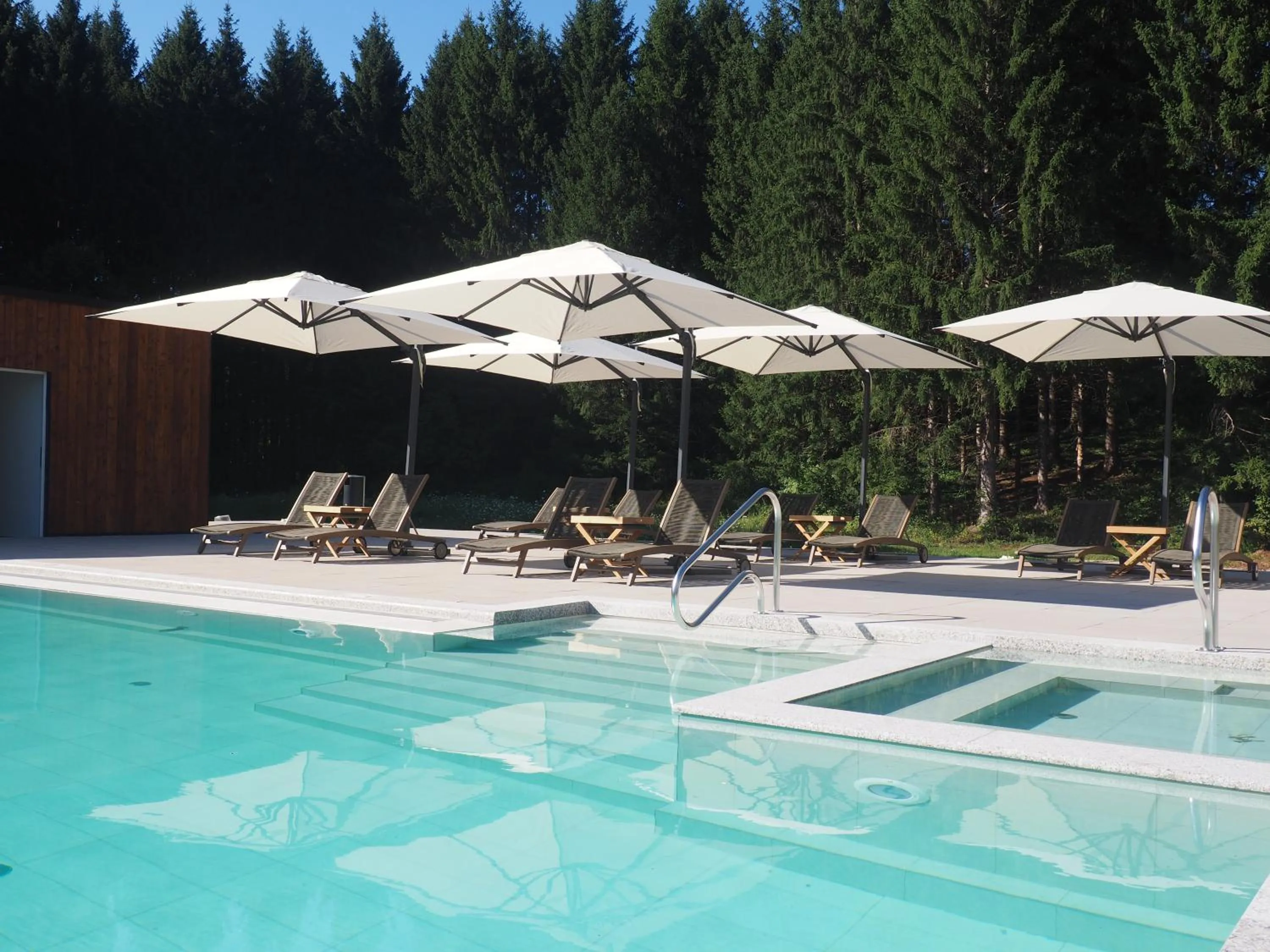 Swimming pool in Lyra Hotel Plitvice