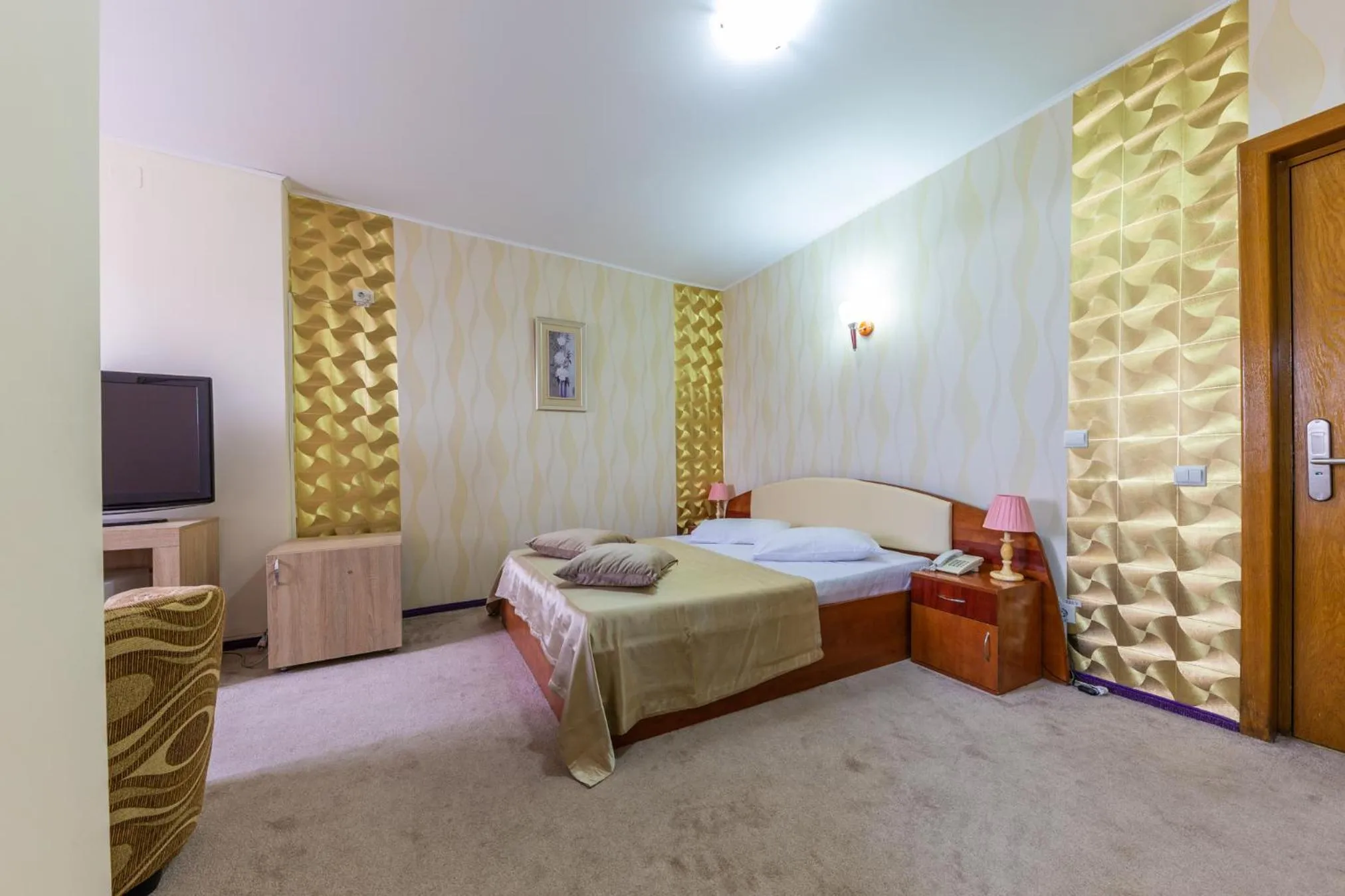 Bed in Hotel Amphitryon