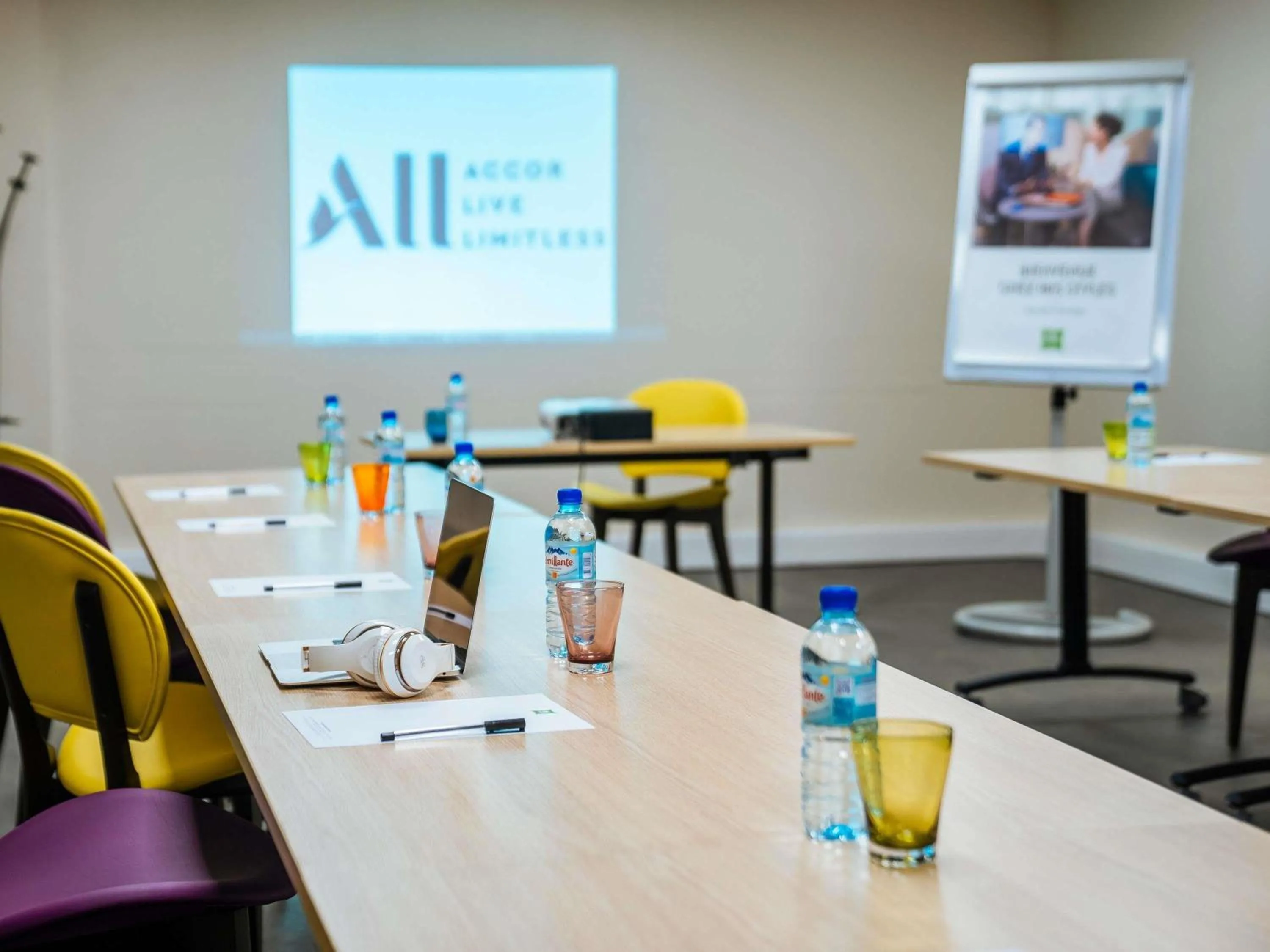 Meeting/conference room in ibis Styles Perpignan Centre Gare