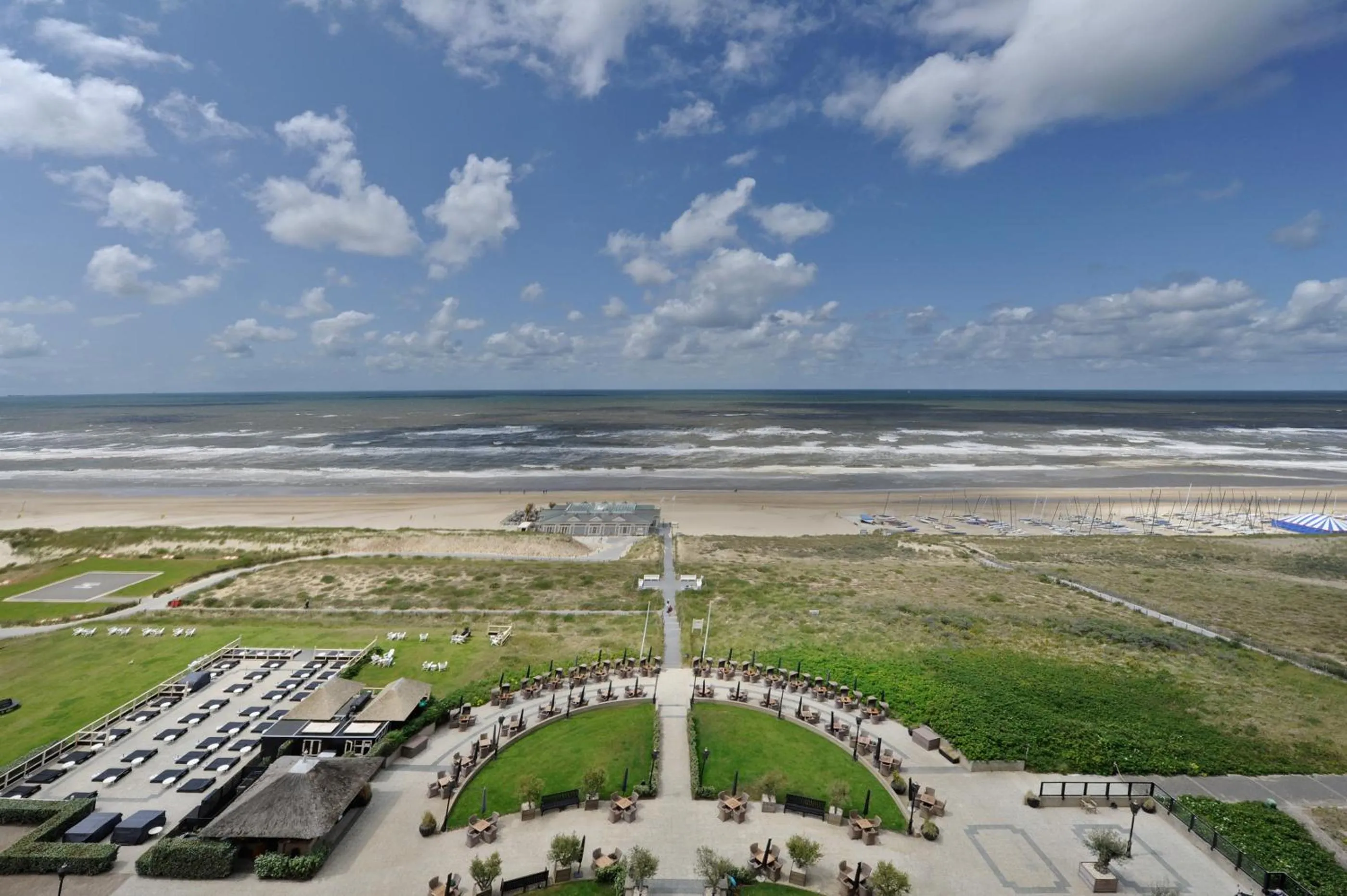 Sea view in Grand Hotel Huis ter Duin