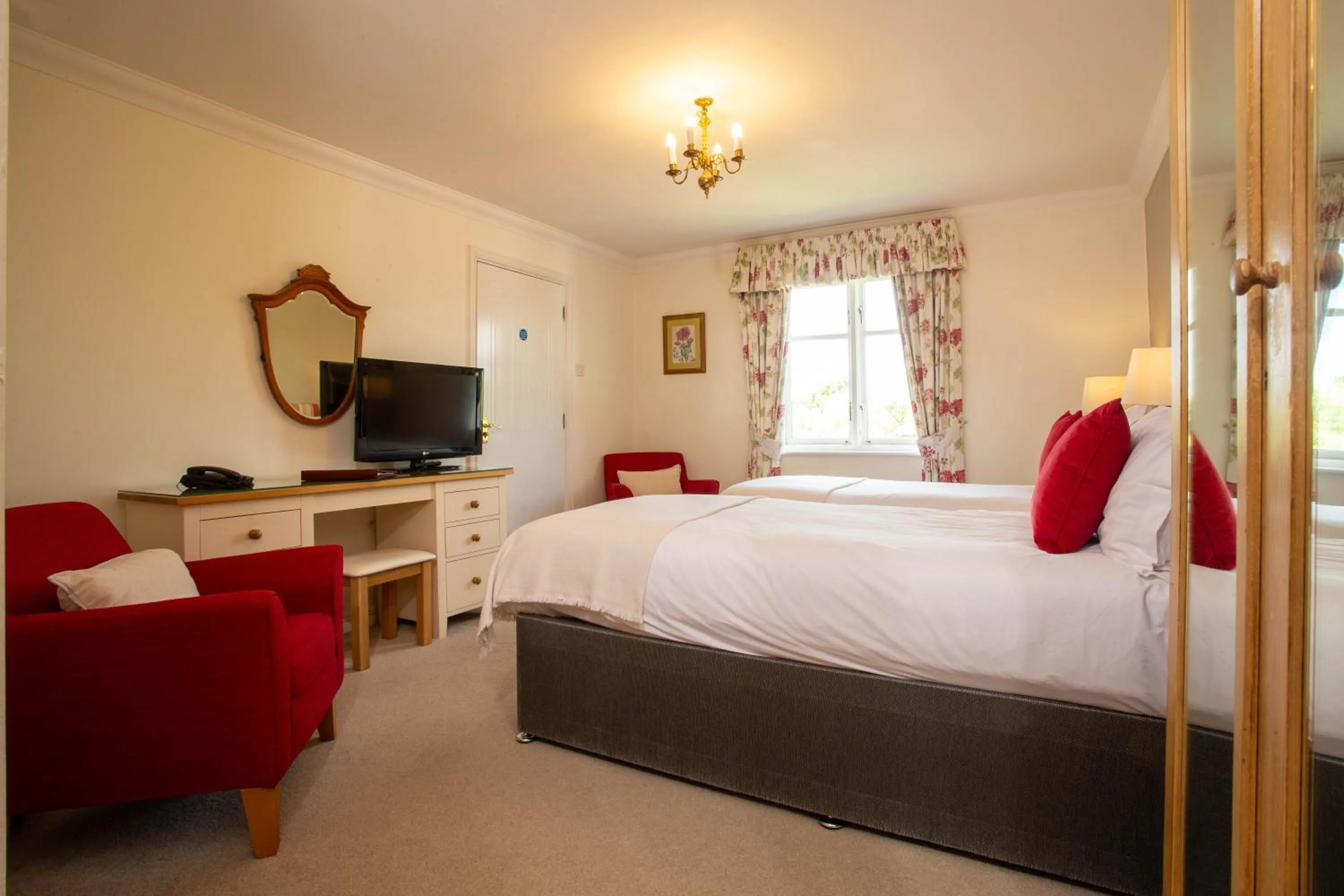 Bedroom, Bed in Diglis House Hotel