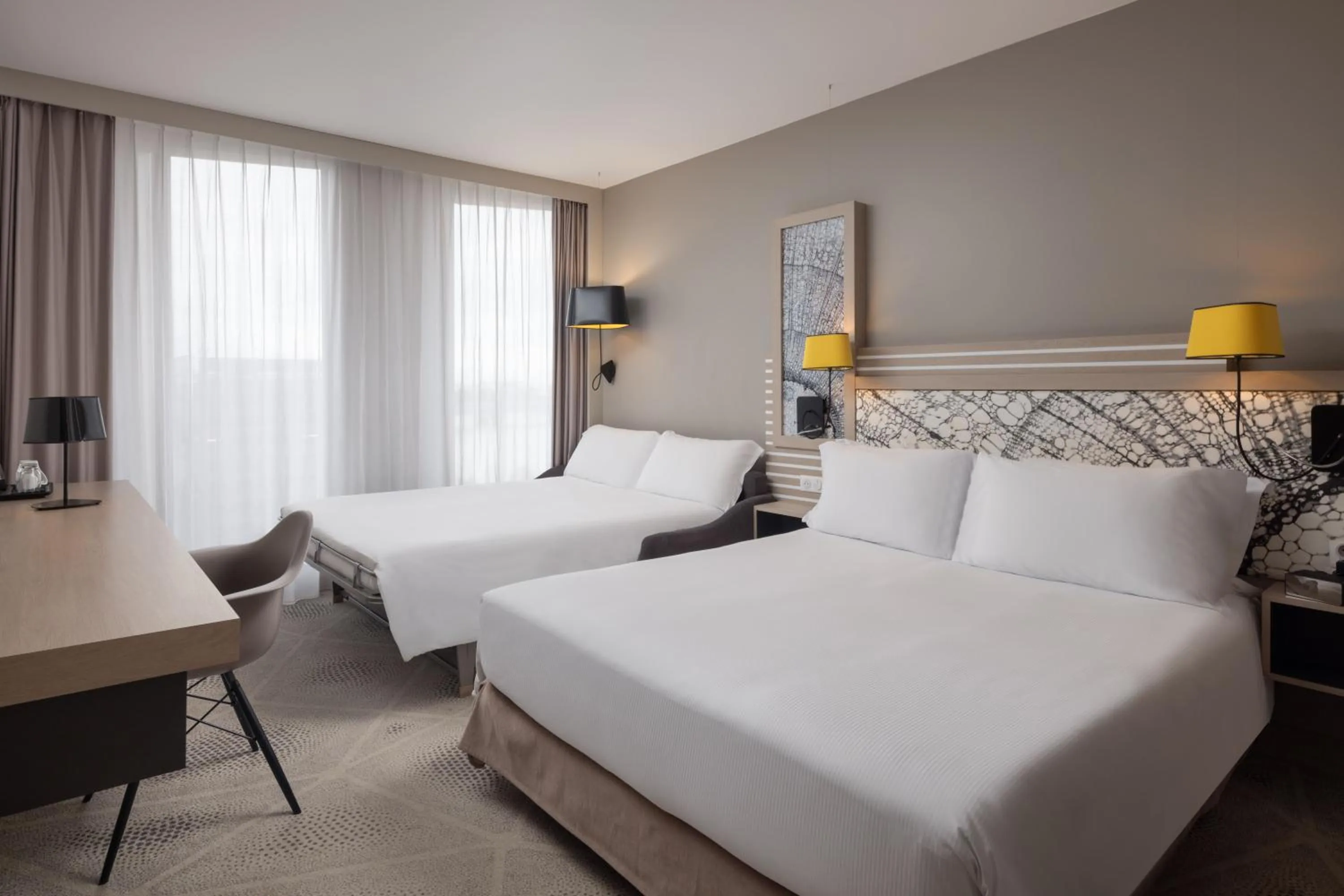 Bed in Hilton Garden Inn Bordeaux Centre