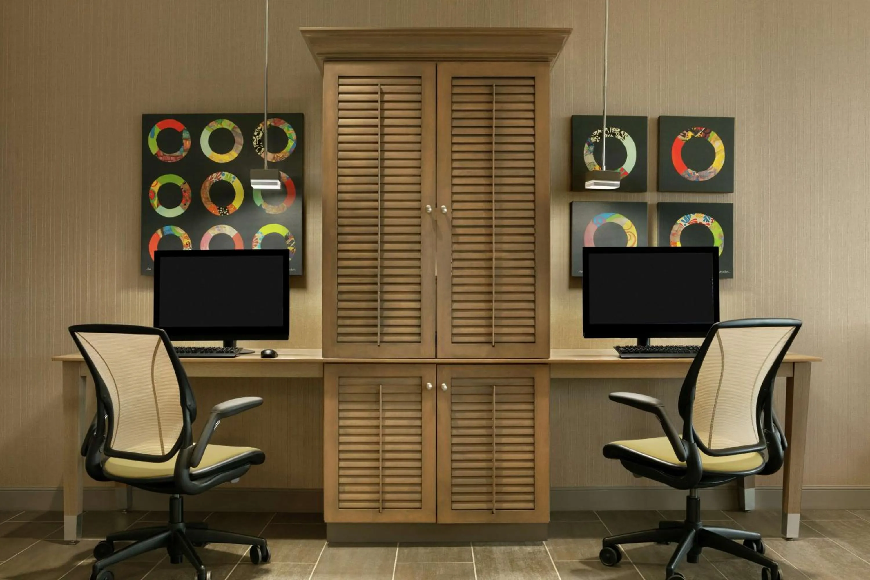 Business facilities in Home2 Suites By Hilton Chantilly Dulles Airport