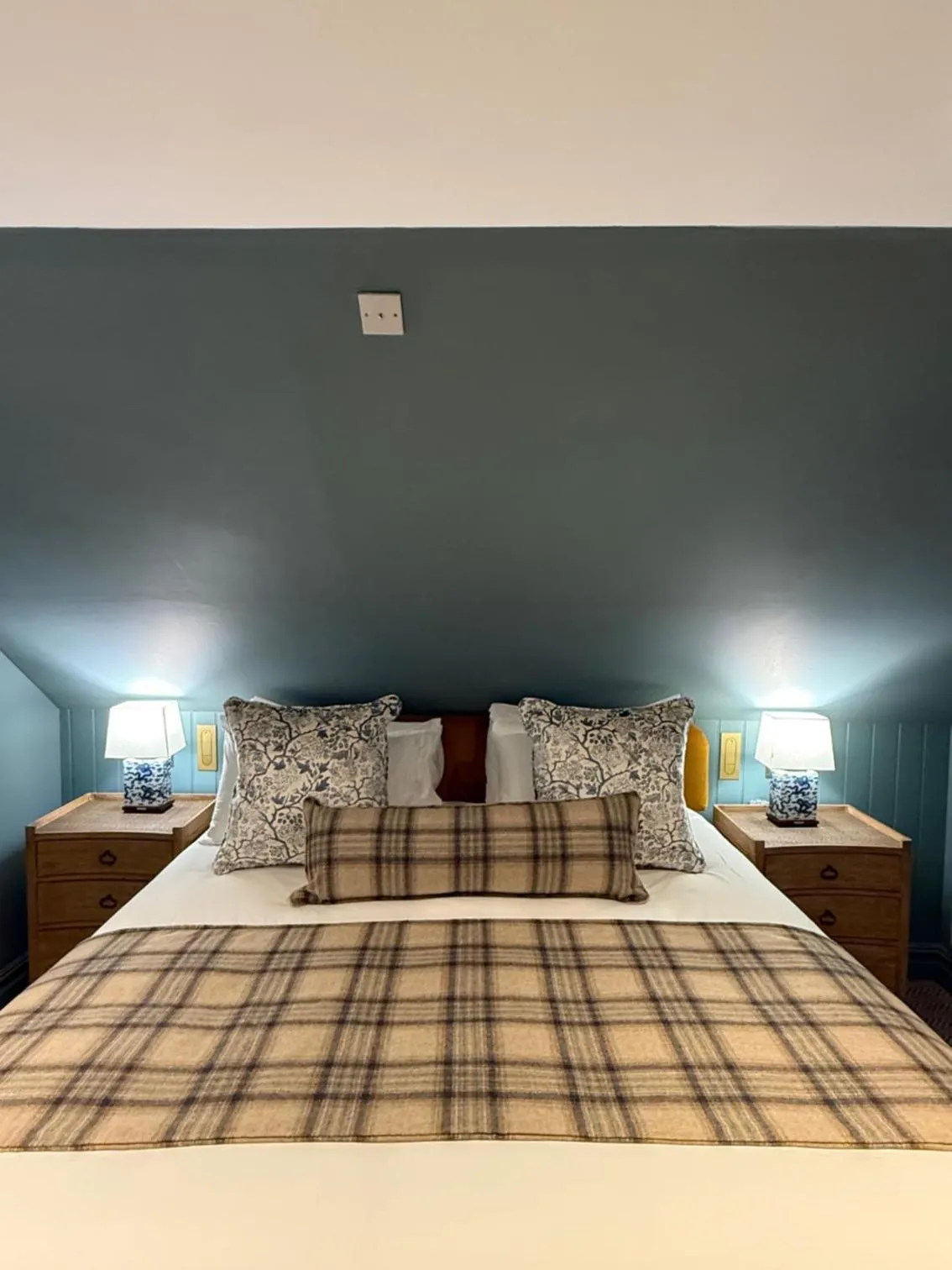 Bed in Craigatin House & Courtyard