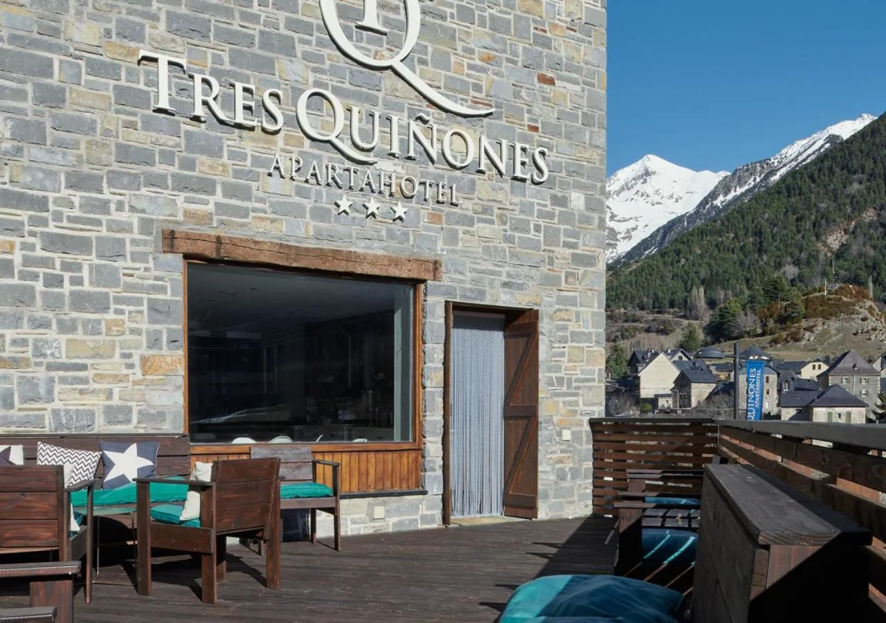 Balcony/Terrace in Apartahotel Tres Quiñones