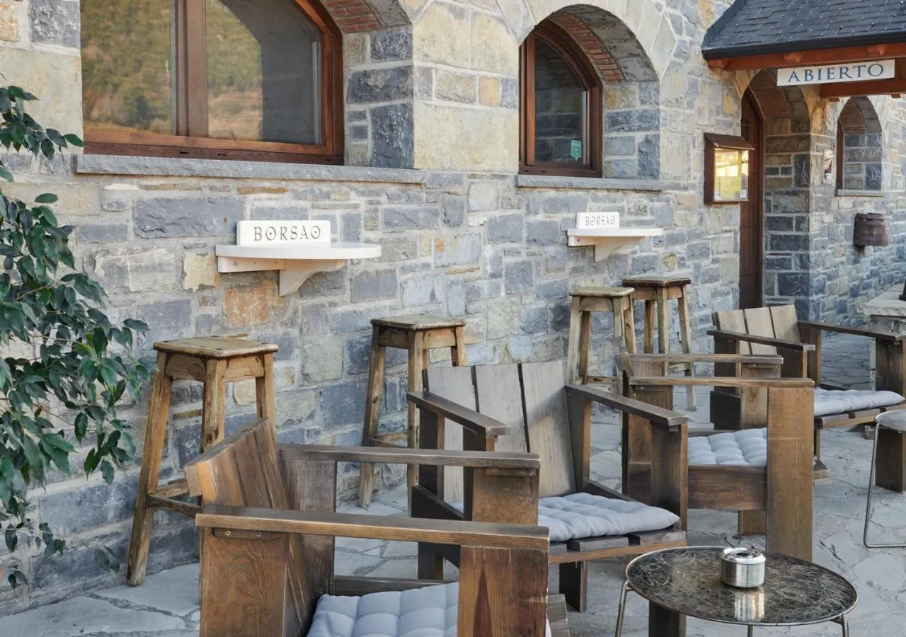 Apartahotel Tres Quiñones