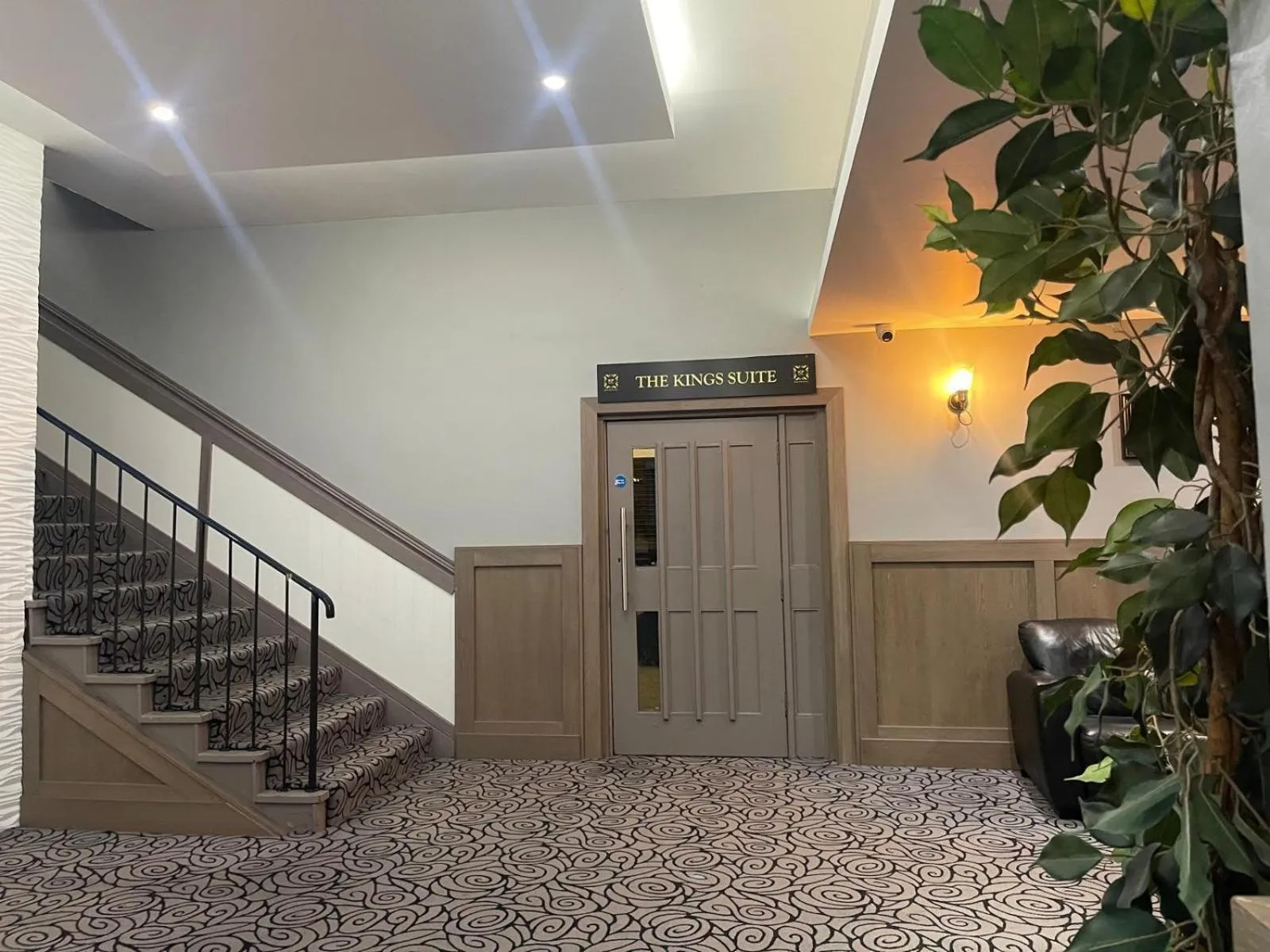 Lobby or reception in Kings Park Hotel