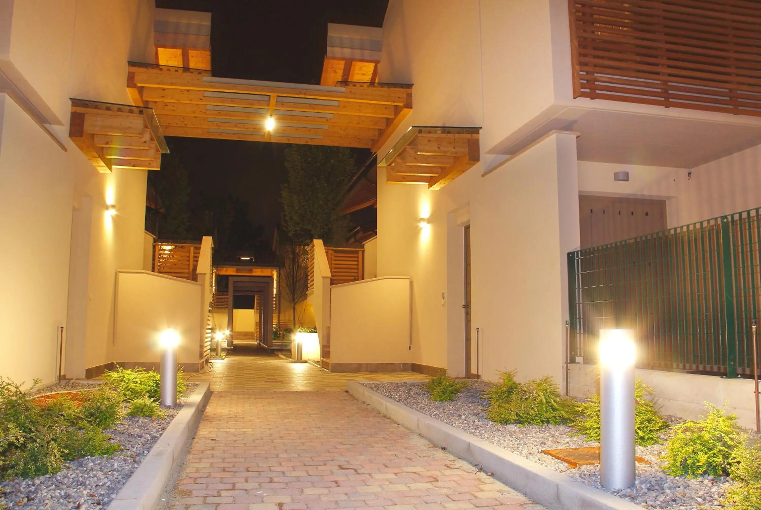 Facade/entrance in Bombyx Inn