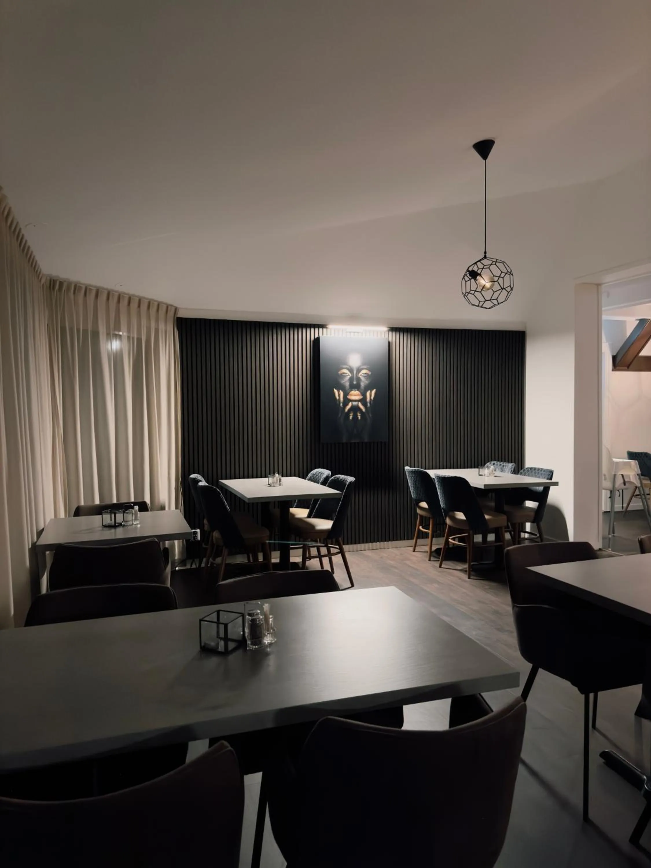 Breakfast in Gylle Hotell & Restaurang Brödernas