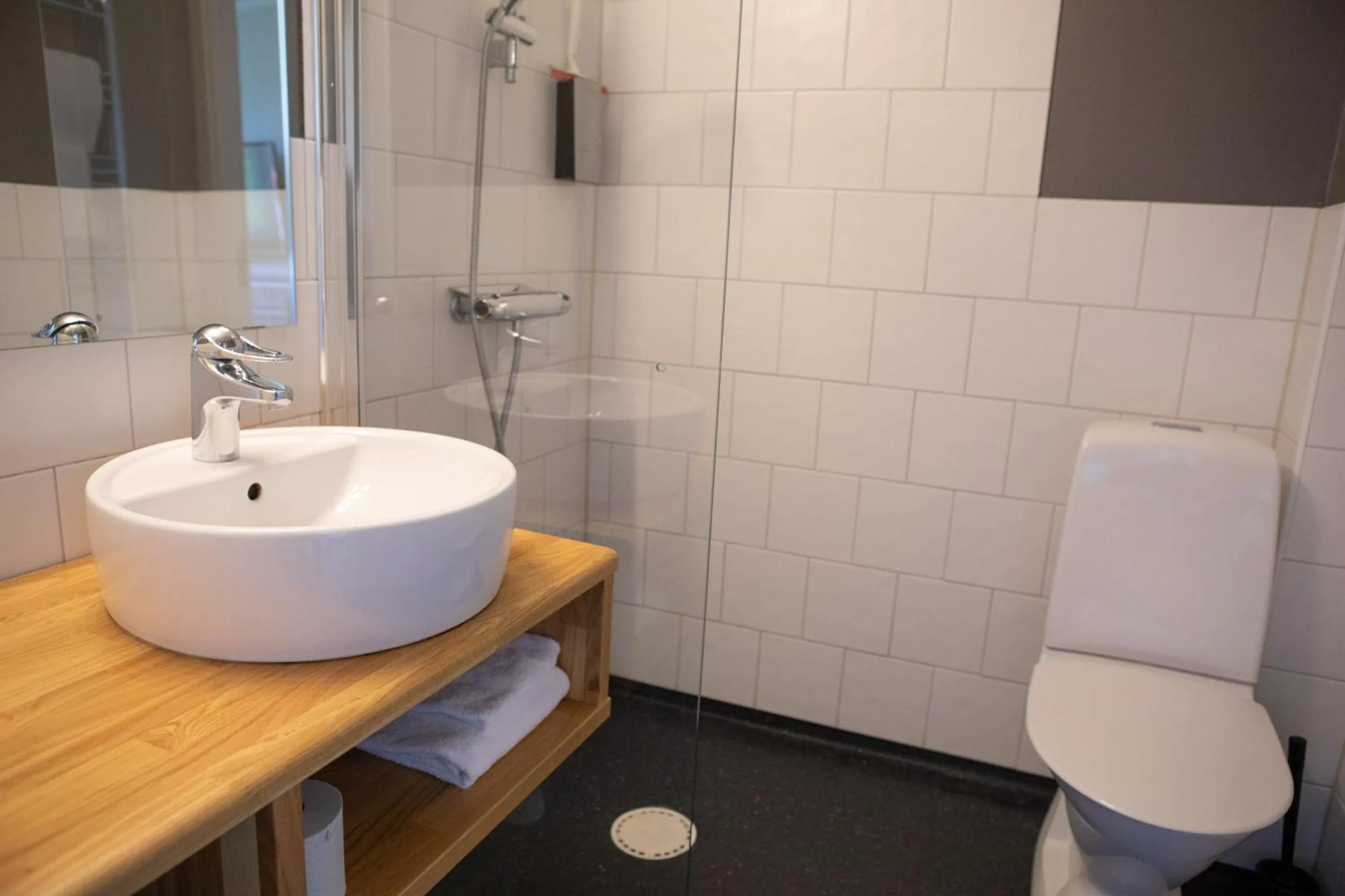 Bathroom in Gylle Hotell & Restaurang Brödernas