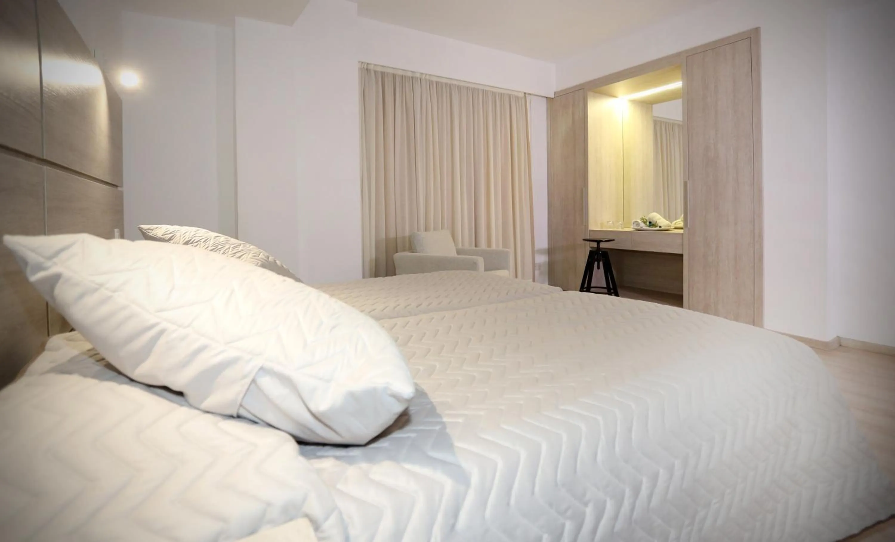 Bed in Pier Beach Hotel Apartments