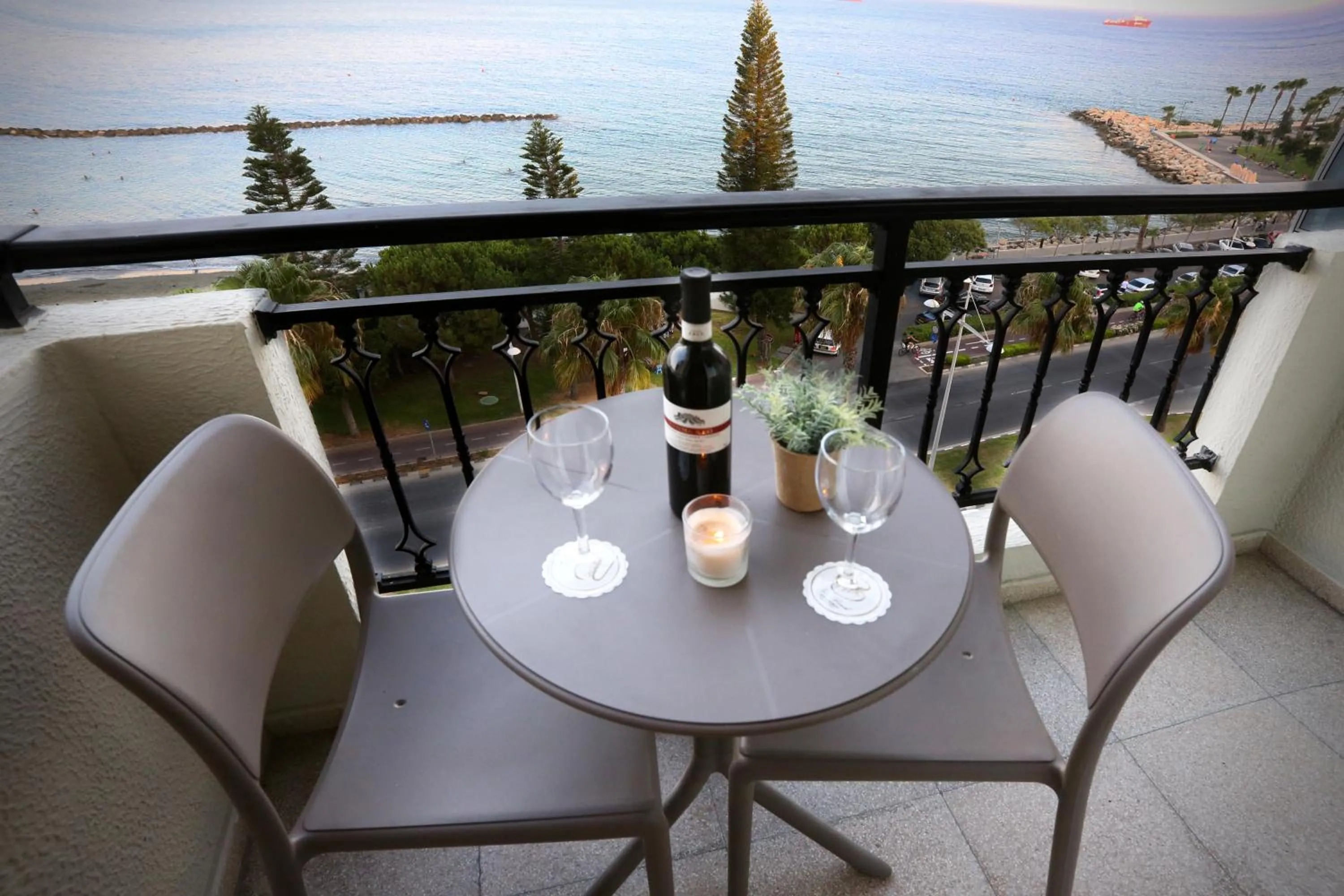 Balcony/Terrace in Pier Beach Hotel Apartments