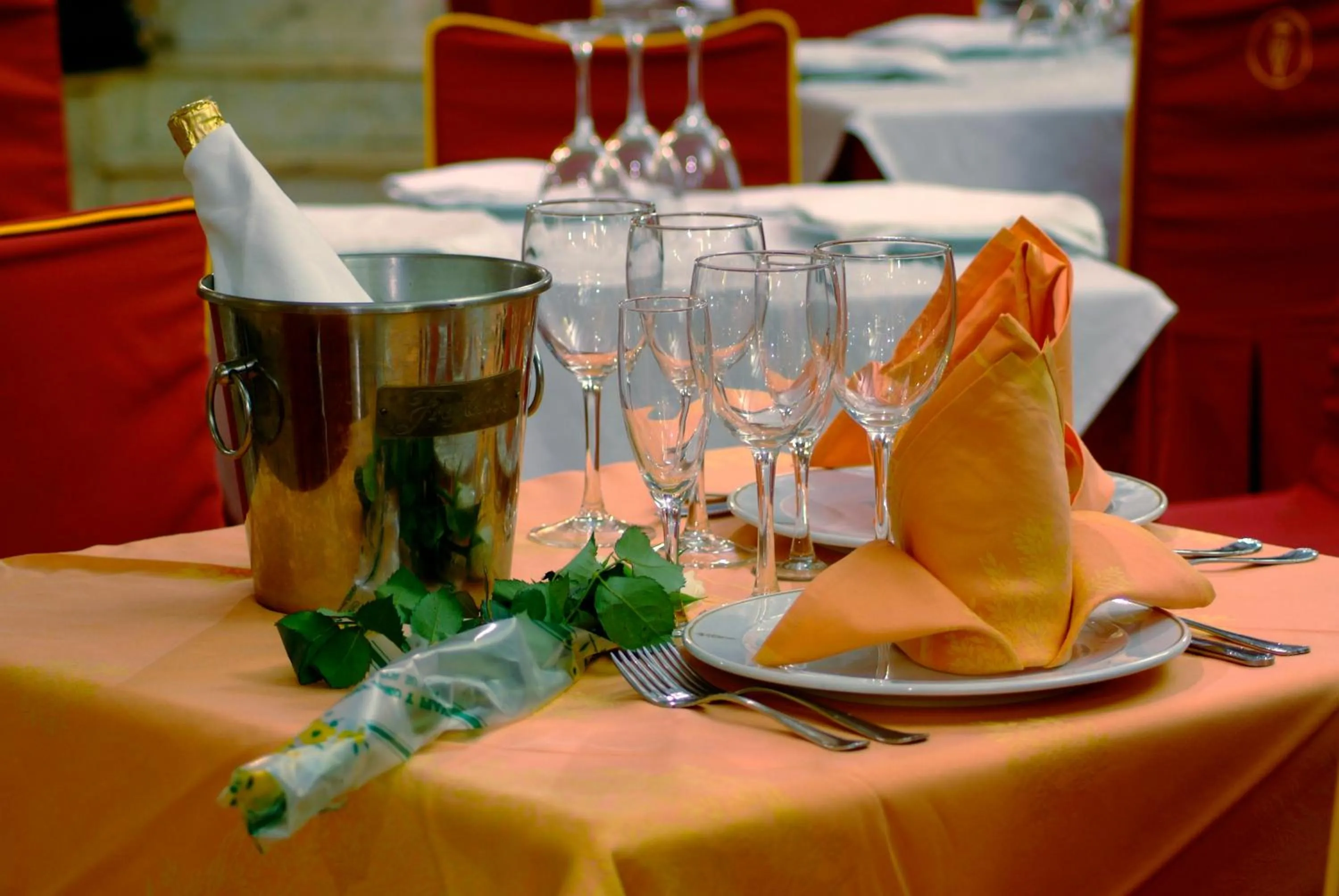 Restaurant/places to eat in Hotel Reina Victoria