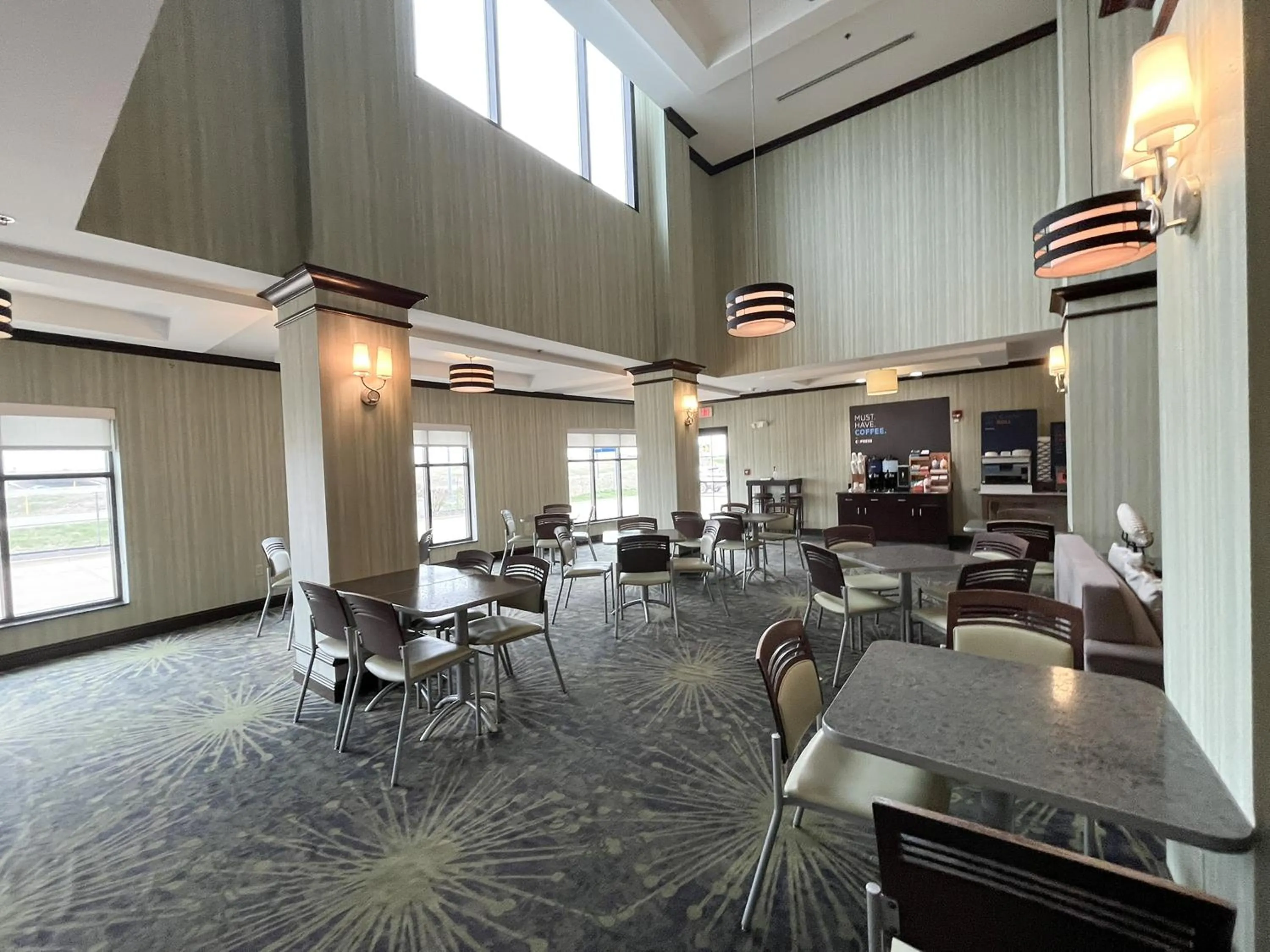 Property building in Holiday Inn Express & Suites Morton Peoria Area by IHG