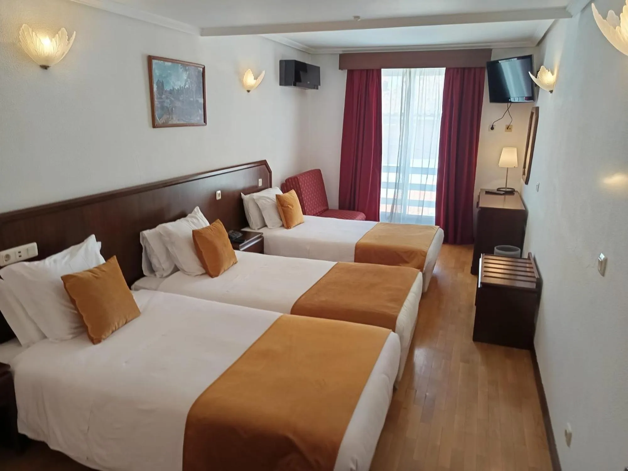 Bedroom, Bed in Hotel Turismo Miranda