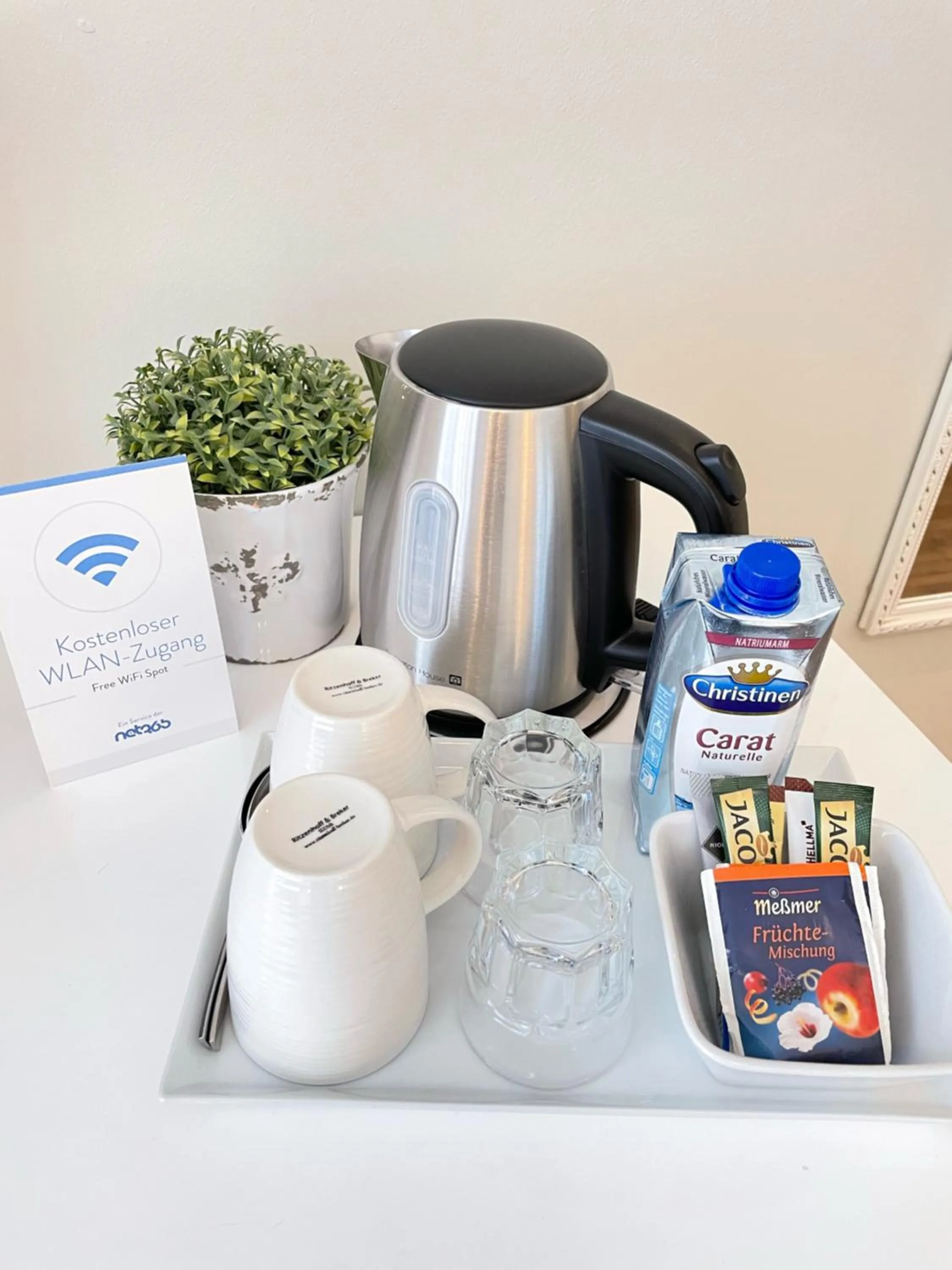 Coffee/tea facilities in Barcelona Bed & Breakfast