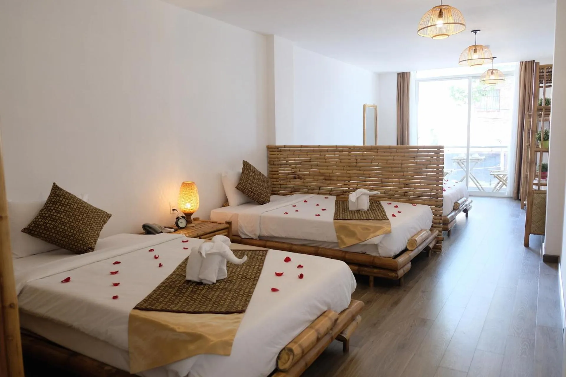 Bed in The Umi Hotel