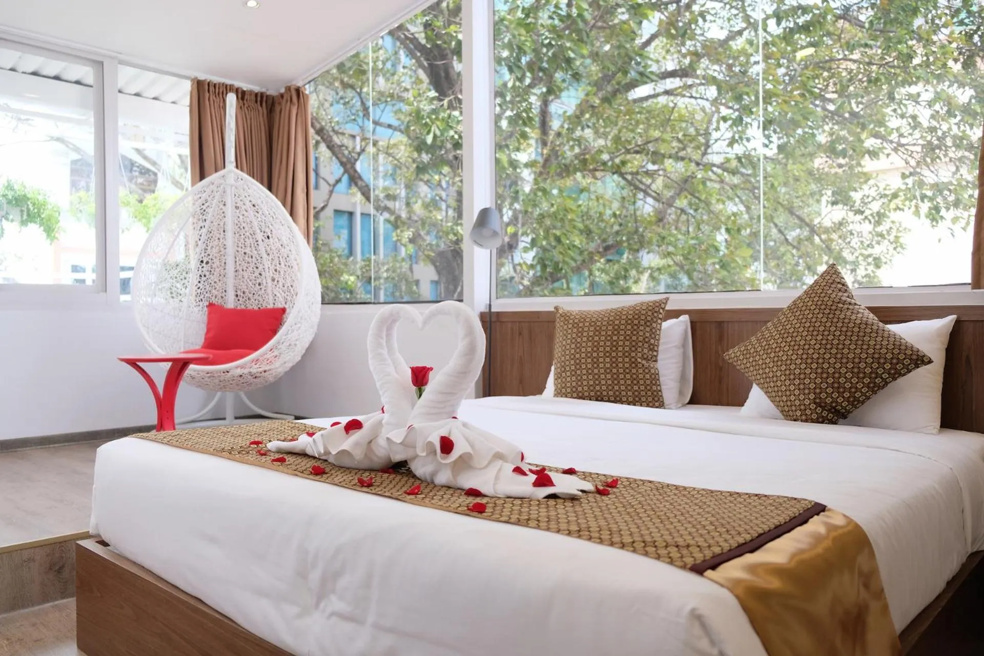 Bed in The Umi Hotel