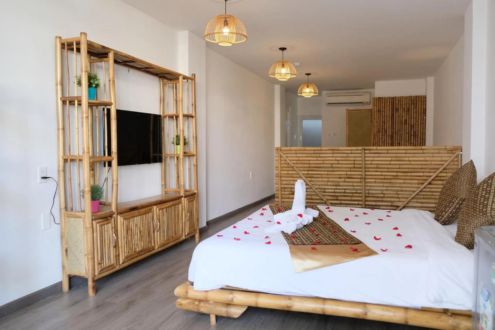 Bed in The Umi Hotel