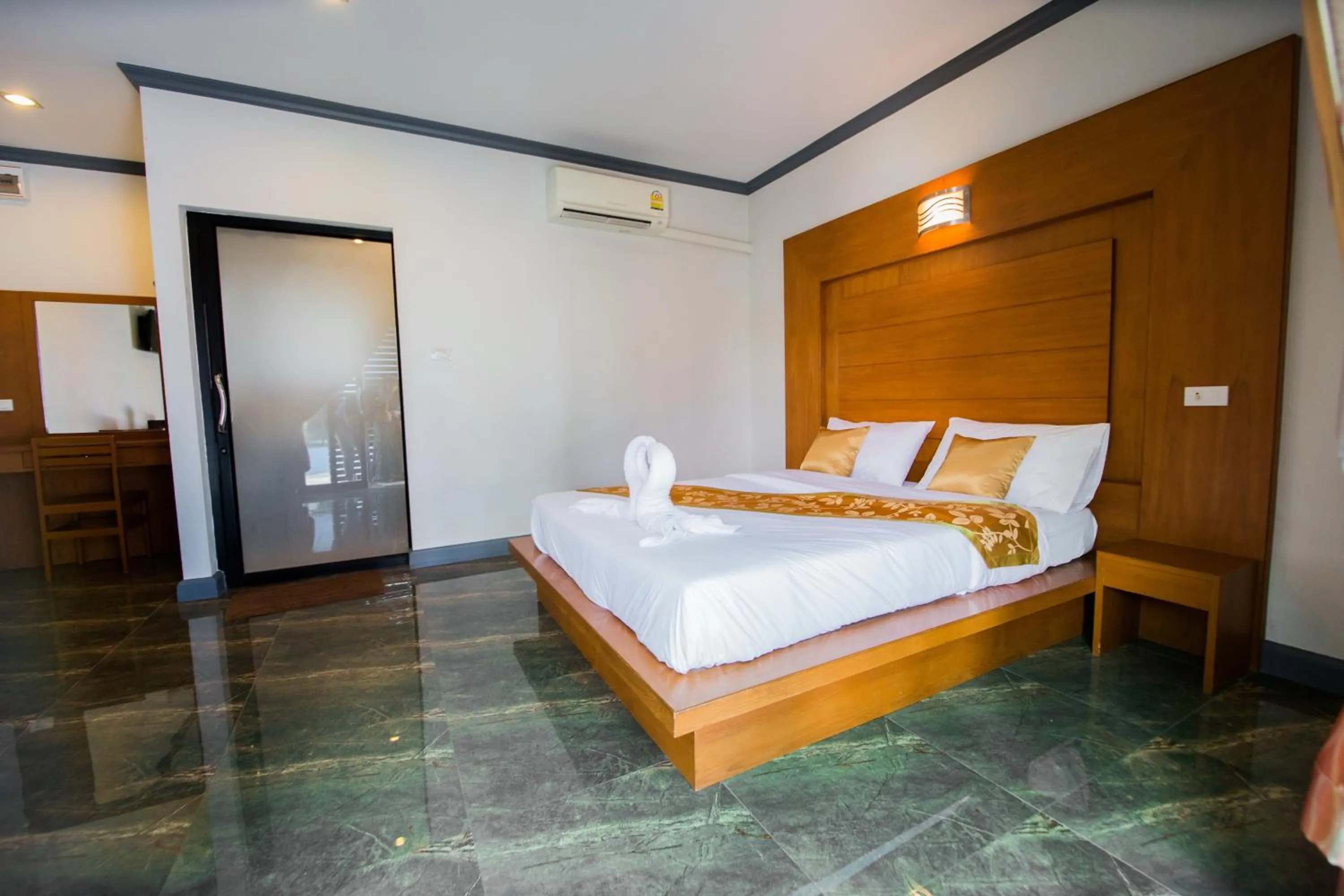 Bed in Numjaan Resort