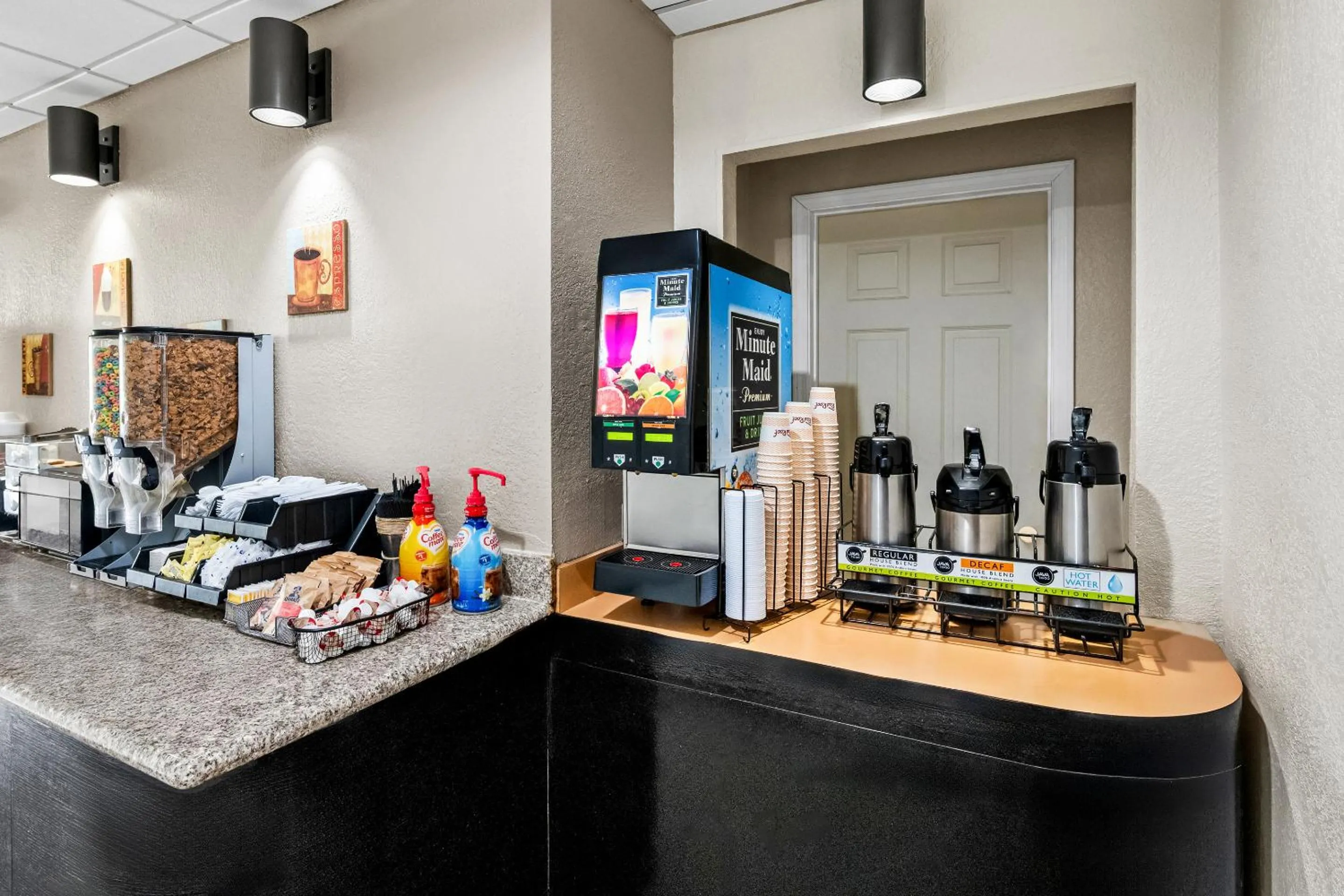 Lobby or reception in Red Roof Inn Hot Springs
