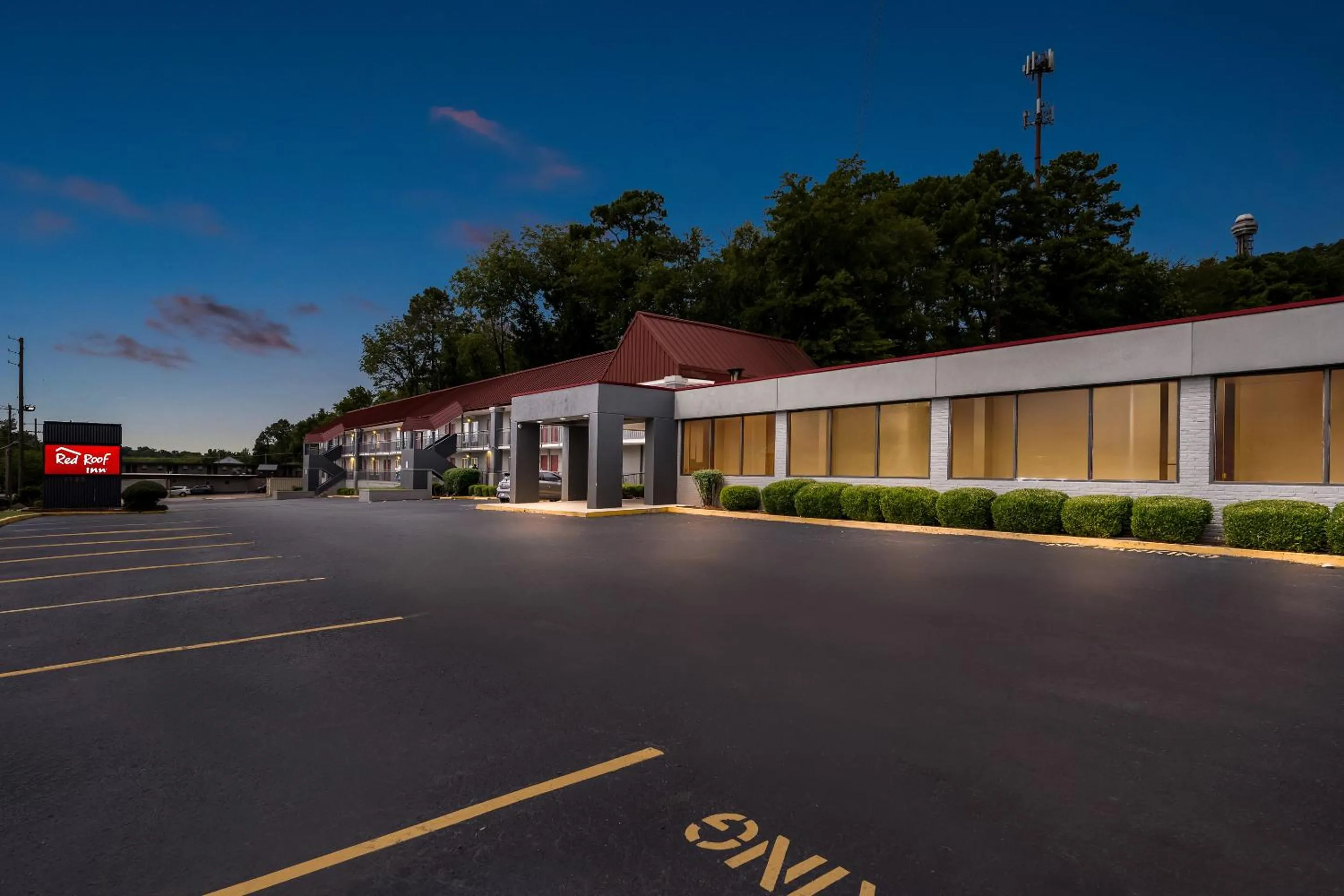 Facade/entrance in Red Roof Inn Hot Springs
