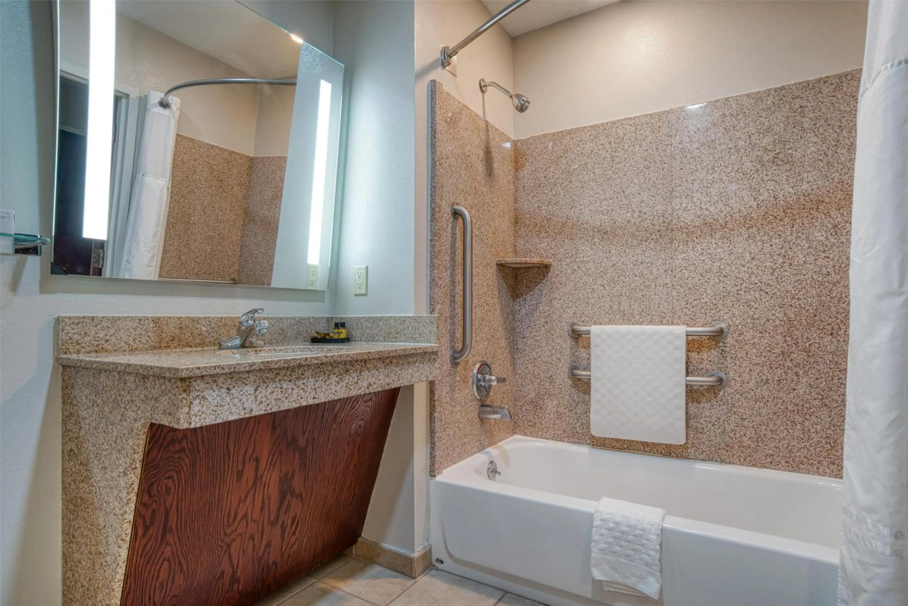 Bathroom in Best Western Plus Philadelphia-Choctaw Hotel and Suites