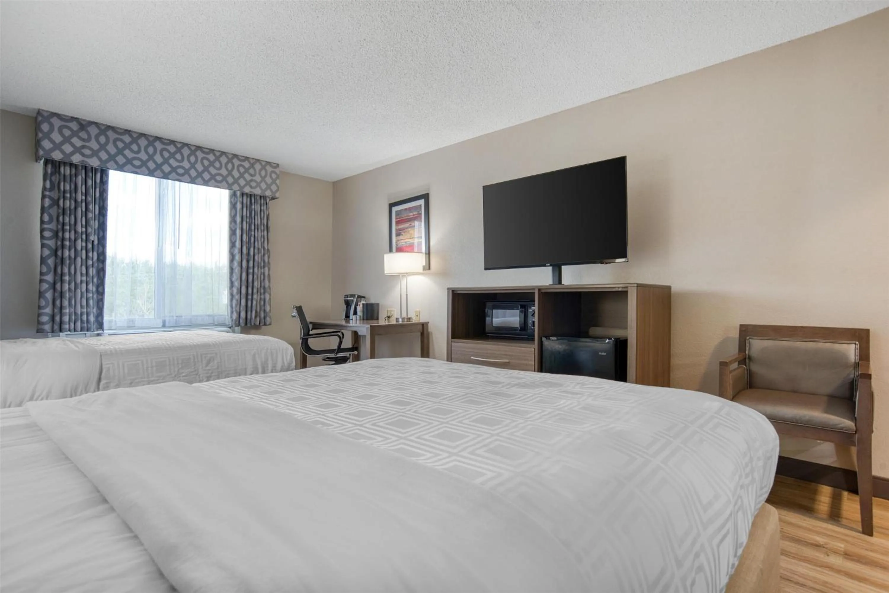 Bedroom, Bed in Best Western Plus Philadelphia-Choctaw Hotel and Suites