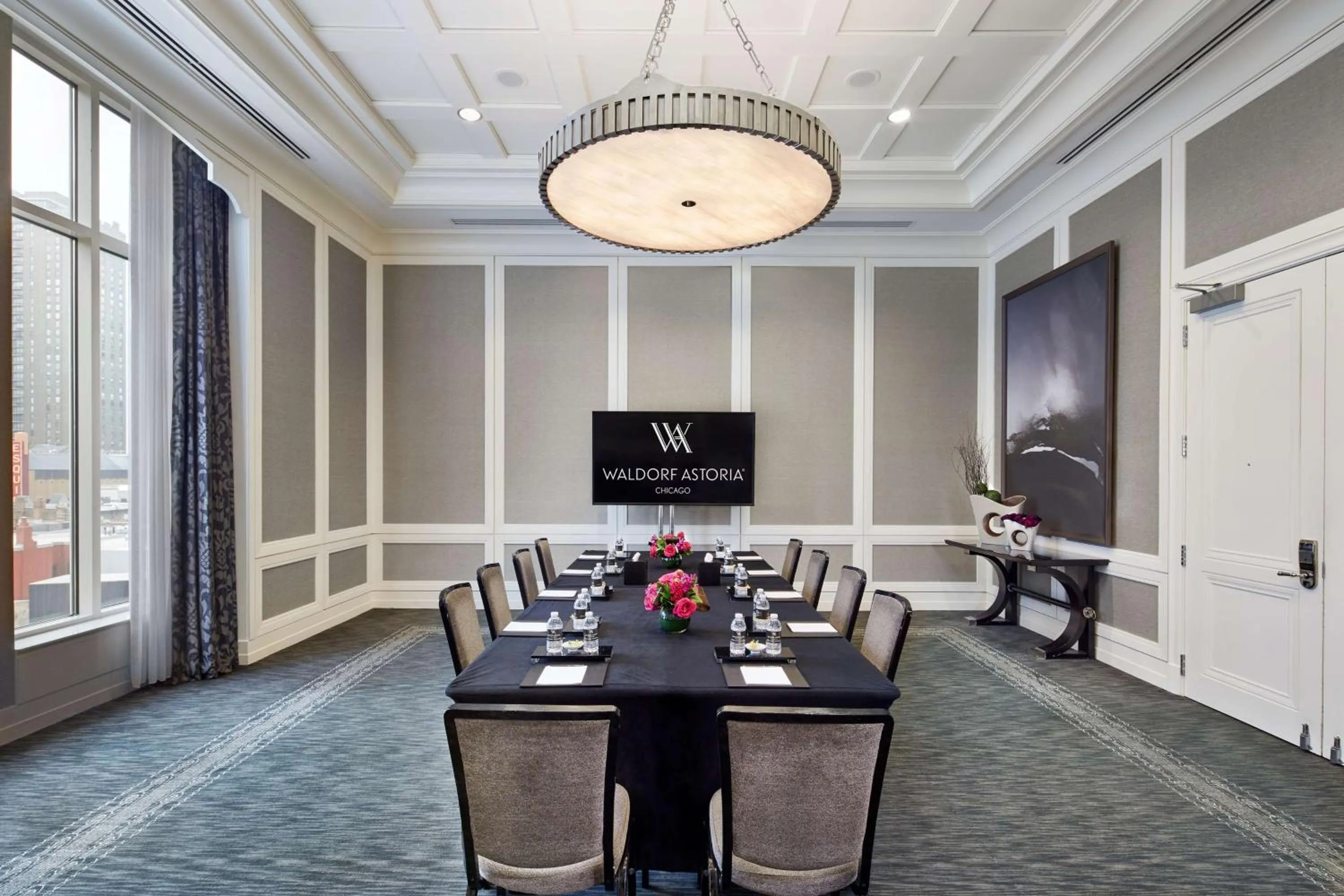 Meeting/conference room in Waldorf Astoria Chicago