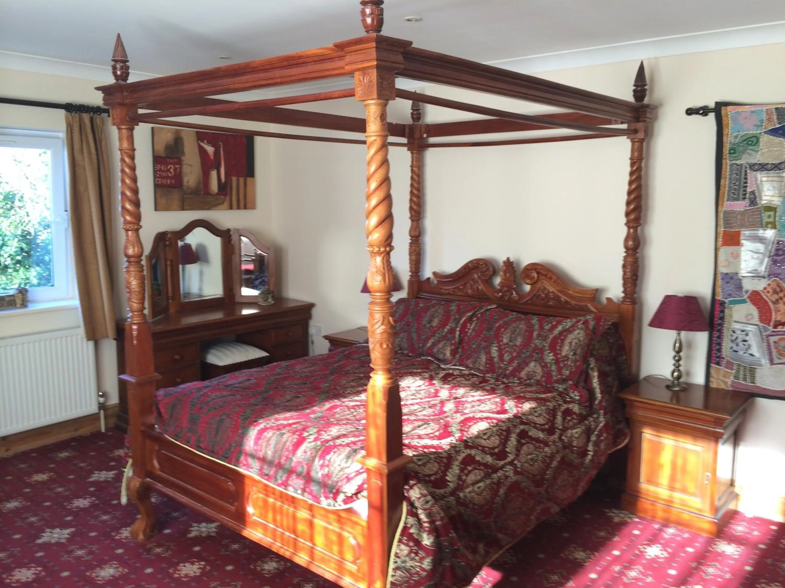 Bedroom, Bed in Hunters Lodge Inn