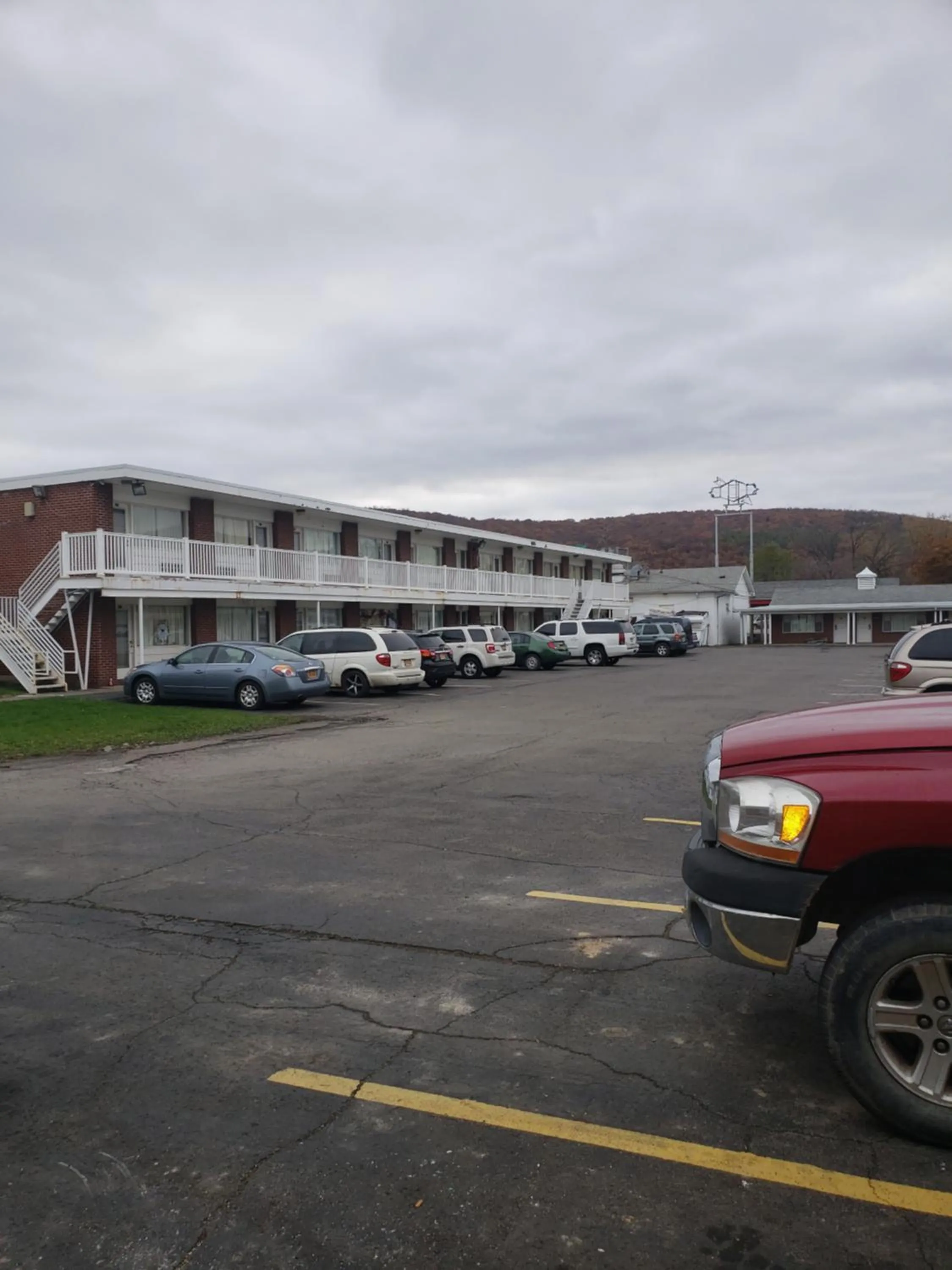 Property building in Budget Inn Horseheads