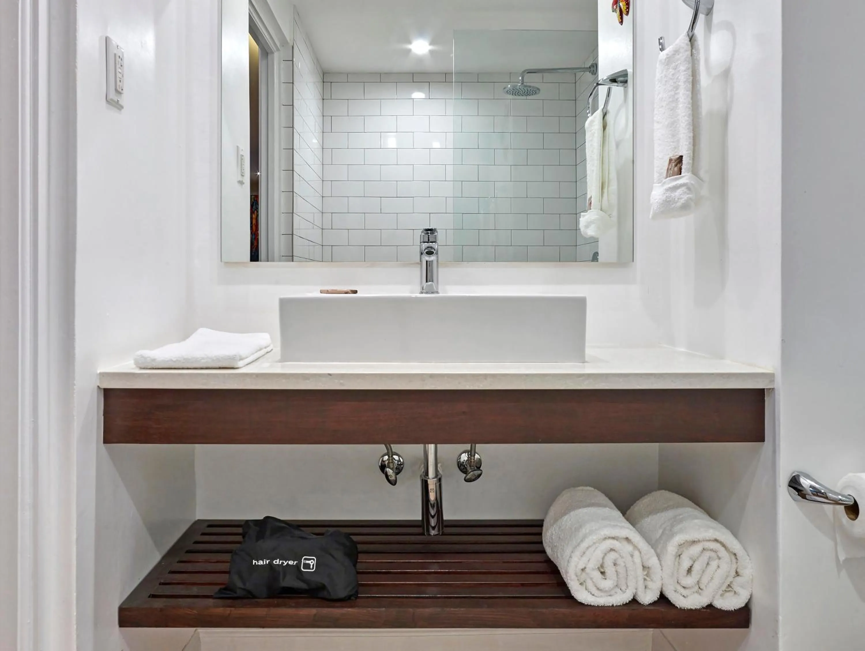 Bathroom in Butterfly Beach Hotel