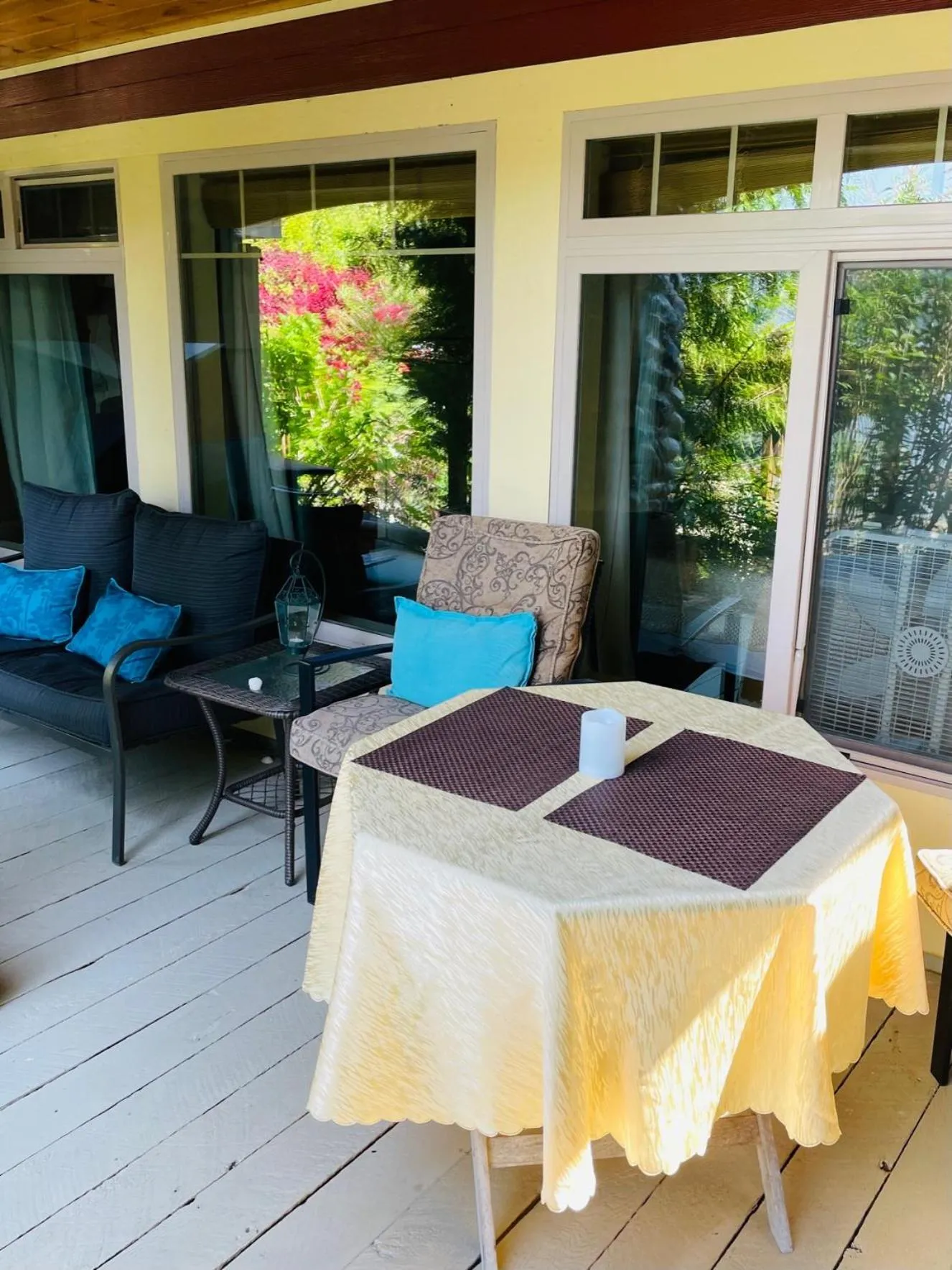 The Tuwanek Hotel and Spa