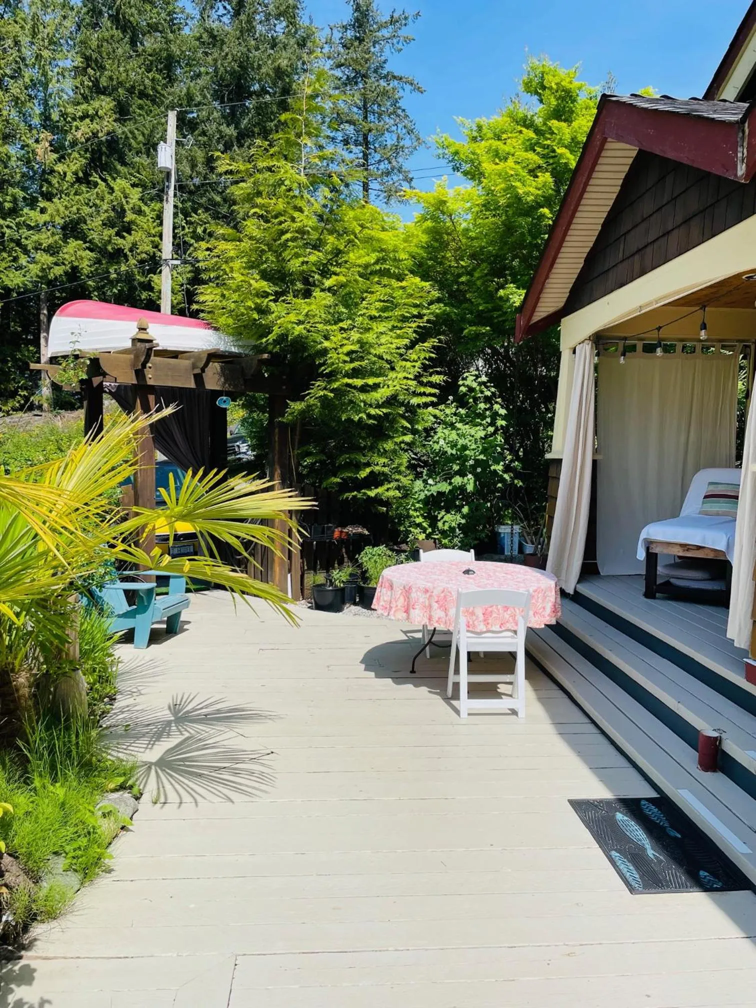 The Tuwanek Hotel and Spa