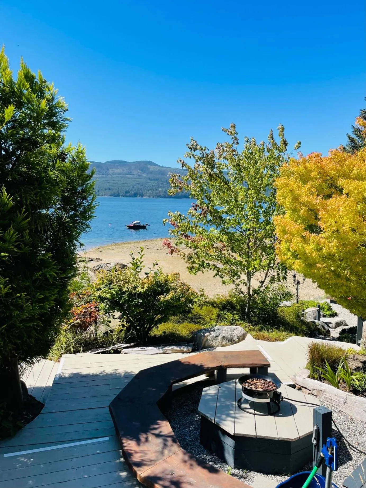 The Tuwanek Hotel and Spa