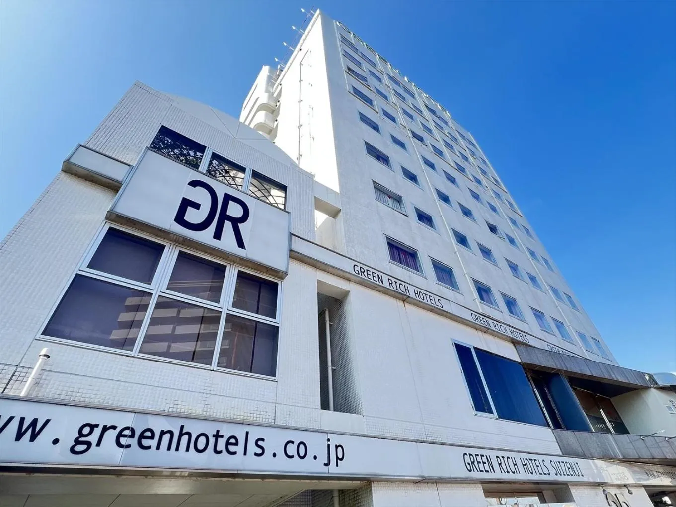 Property building in Green Rich Hotel Suizenji
