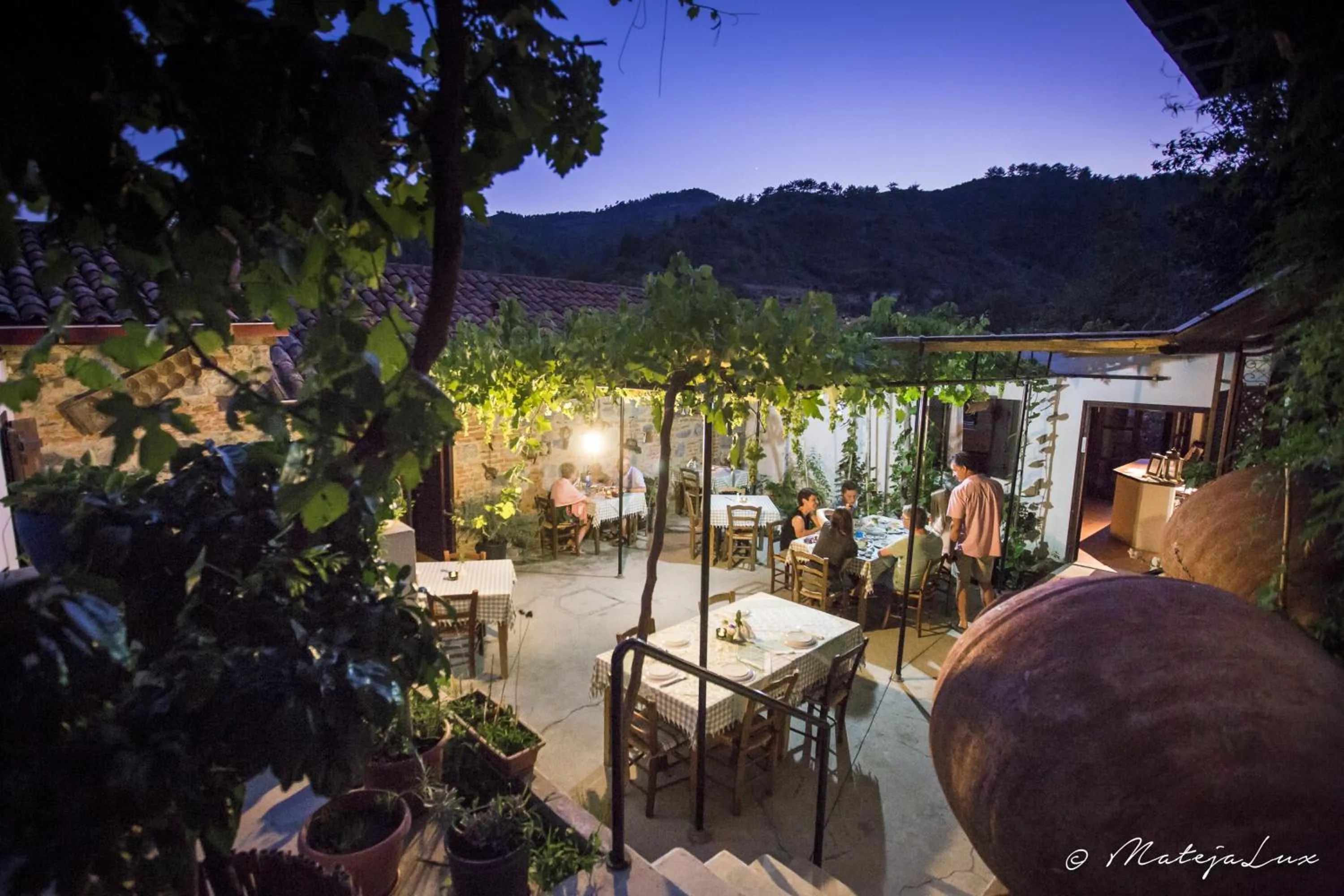 Decorative detail in Ambelikos Traditional Agrohotel