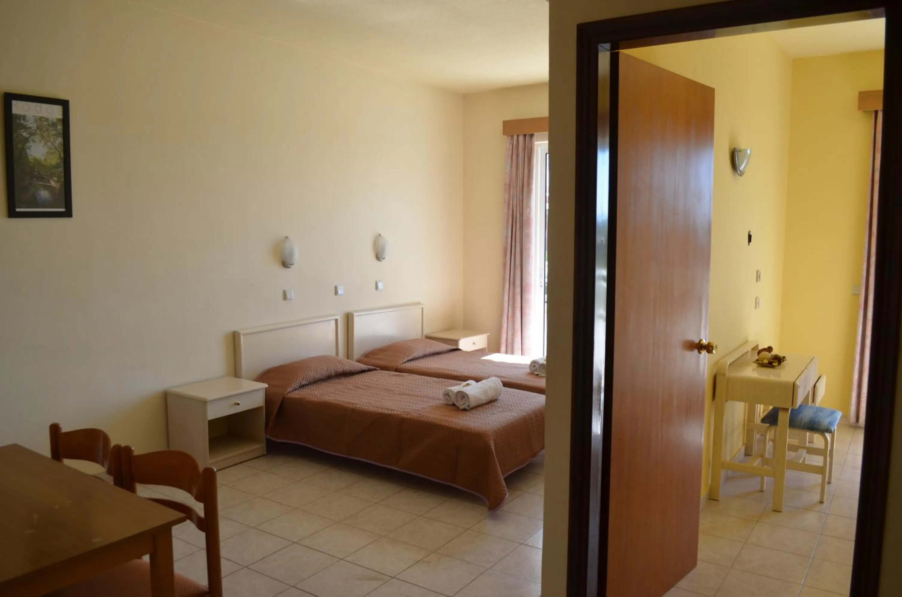 Photo of the whole room, Bed in Kremasti Memories