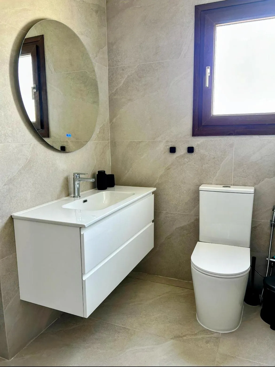 Toilet in Pigeon Beach Hotel Apartments