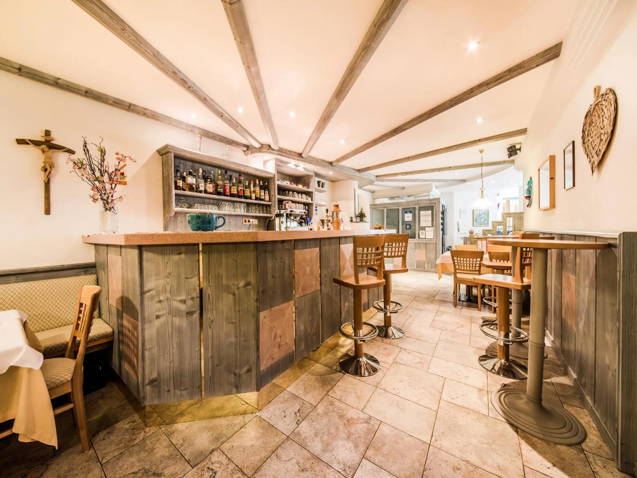 Lounge or bar in Hotel Alpenjuwel