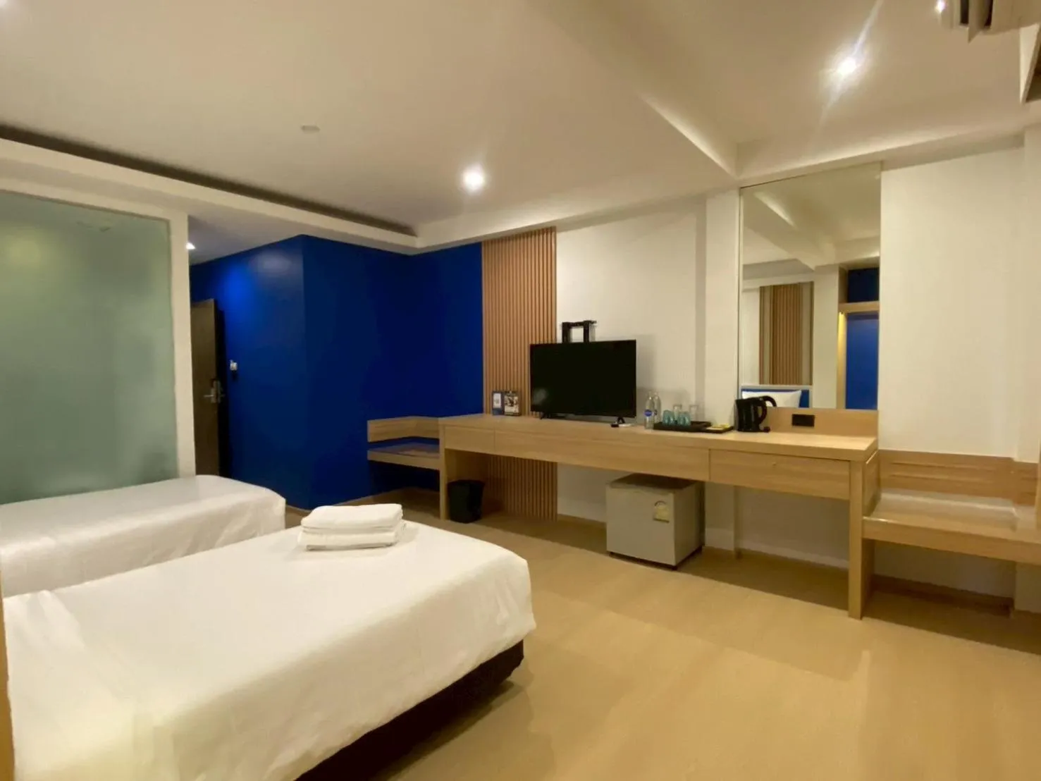 Bed in Armoni Patong Beach Hotel