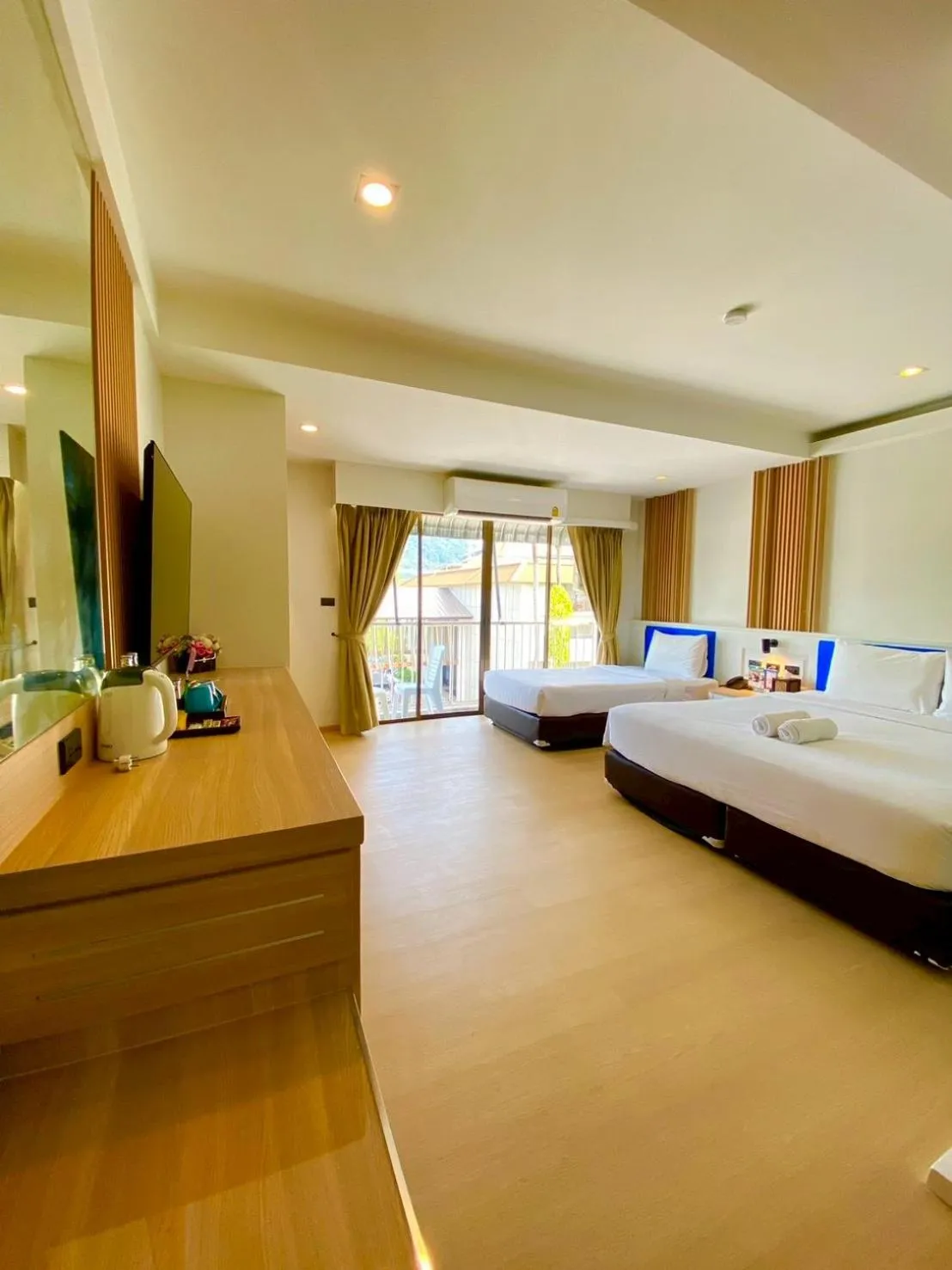 Bed in Armoni Patong Beach Hotel