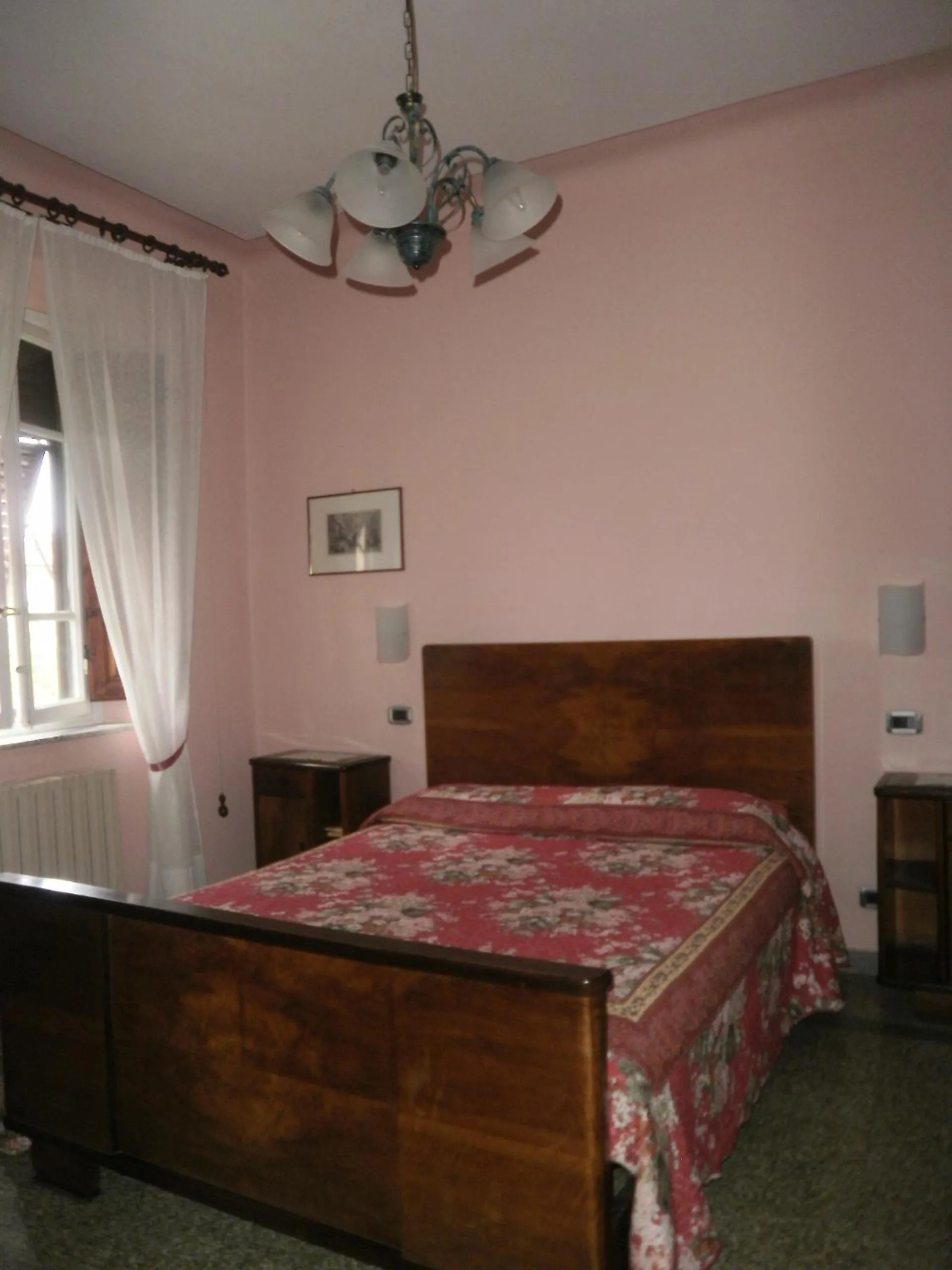 Decorative detail, Bed in BeB Angelini dal 1911