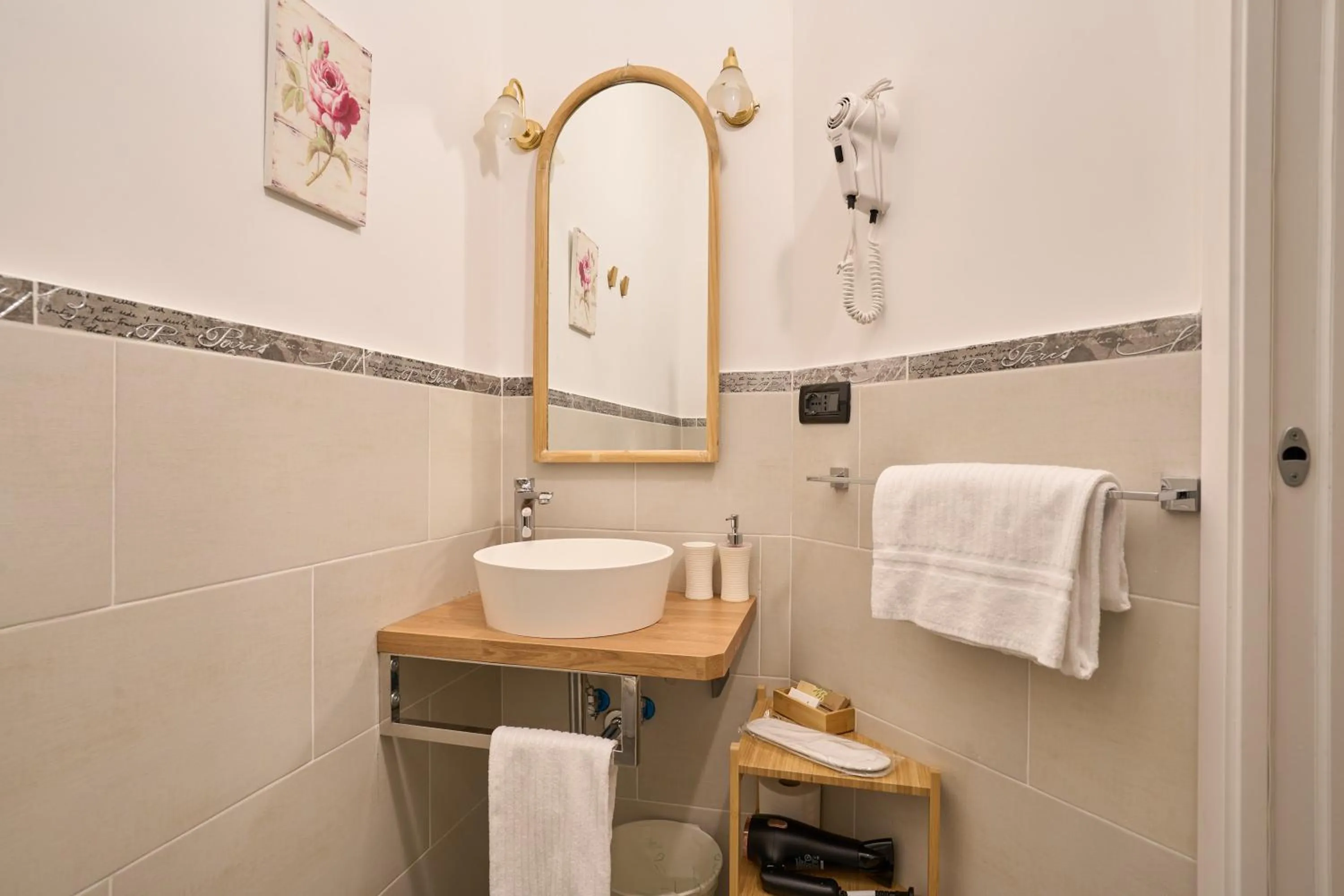 Bathroom in Hotel Ascot