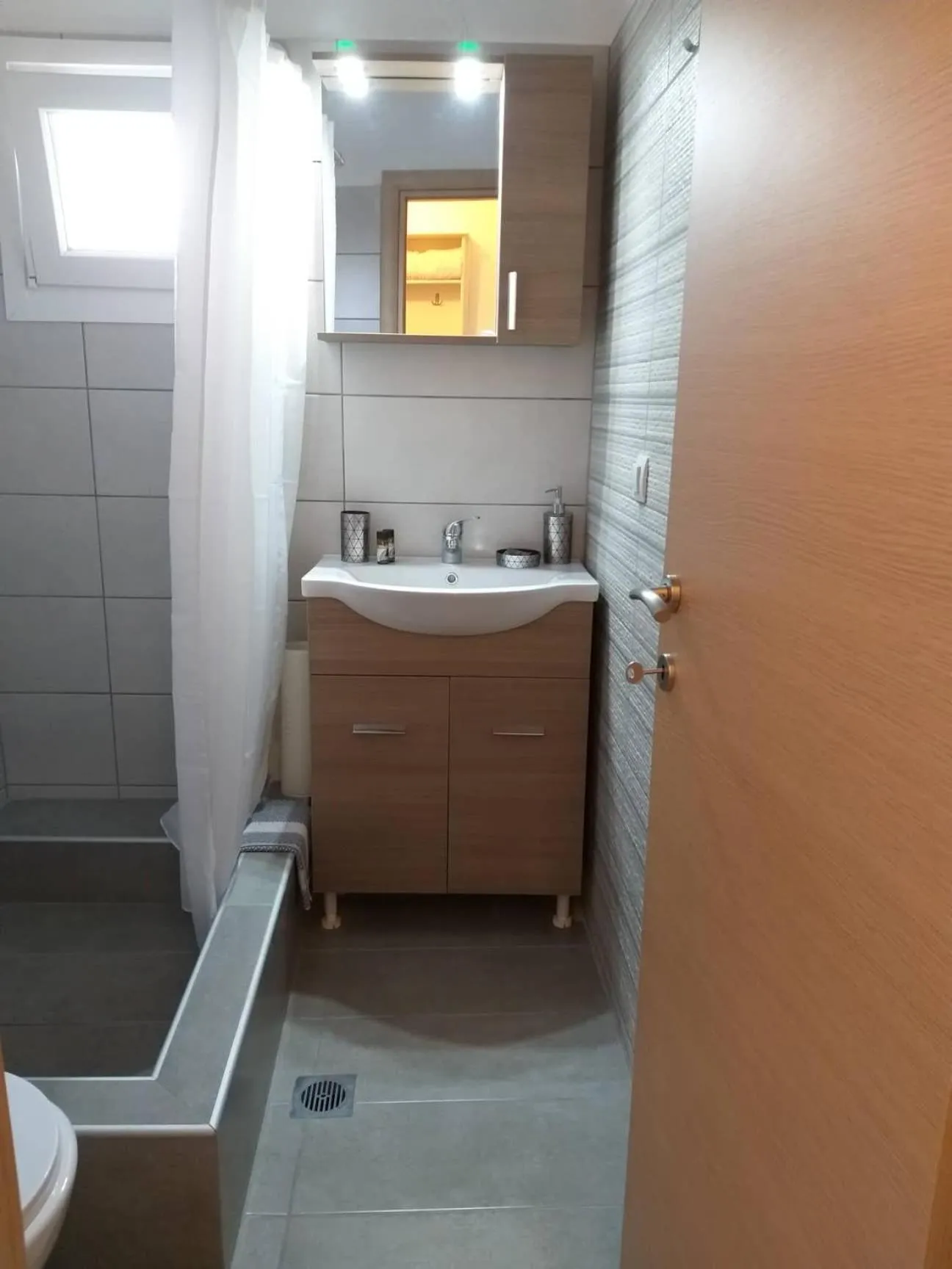 Bathroom in Nostos Apartments