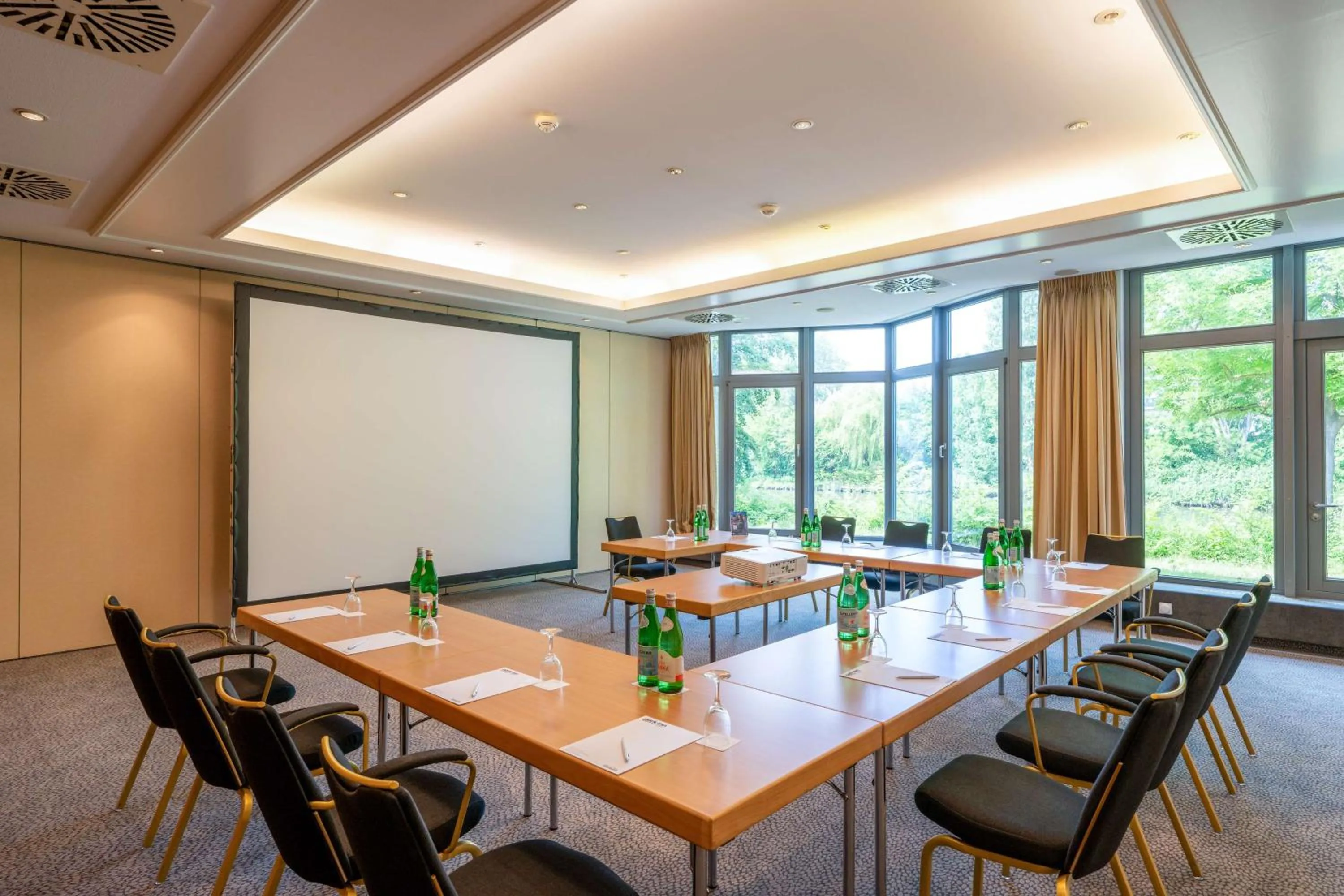 Meeting/conference room in Park Inn by Radisson Lübeck