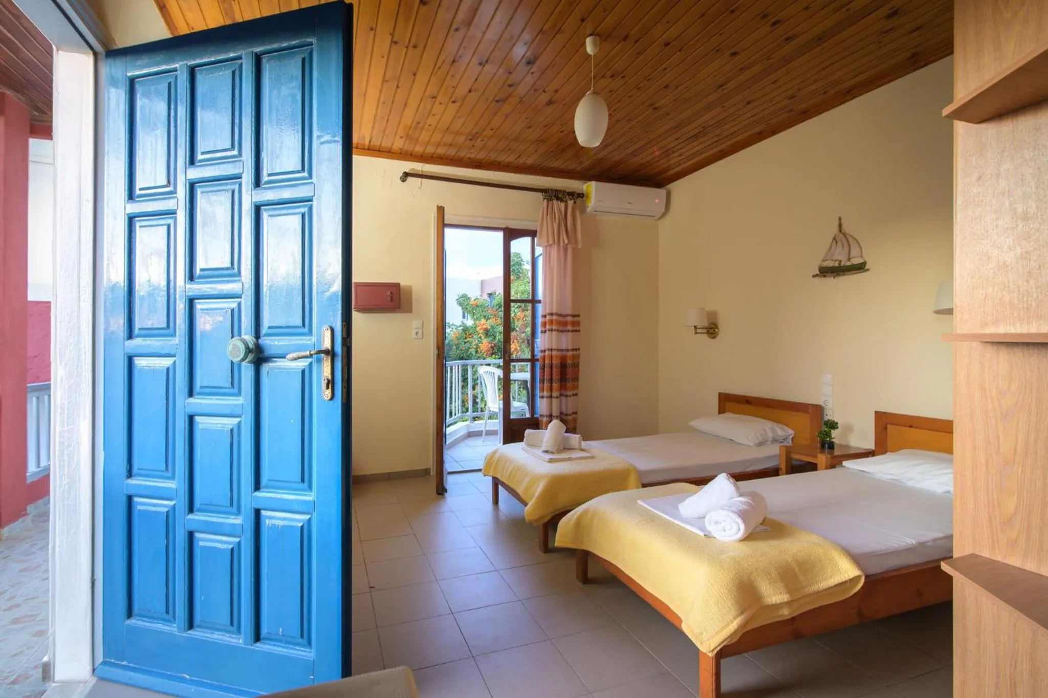 Photo of the whole room in Haris Apartments