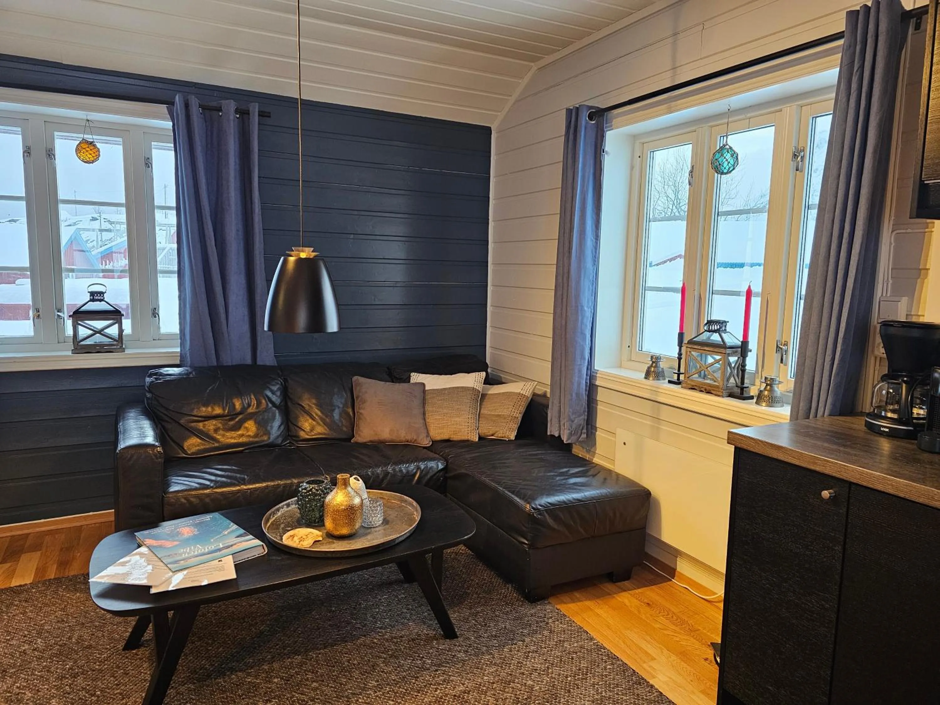 Living room in Å Rorbuer - by Classic Norway Hotels