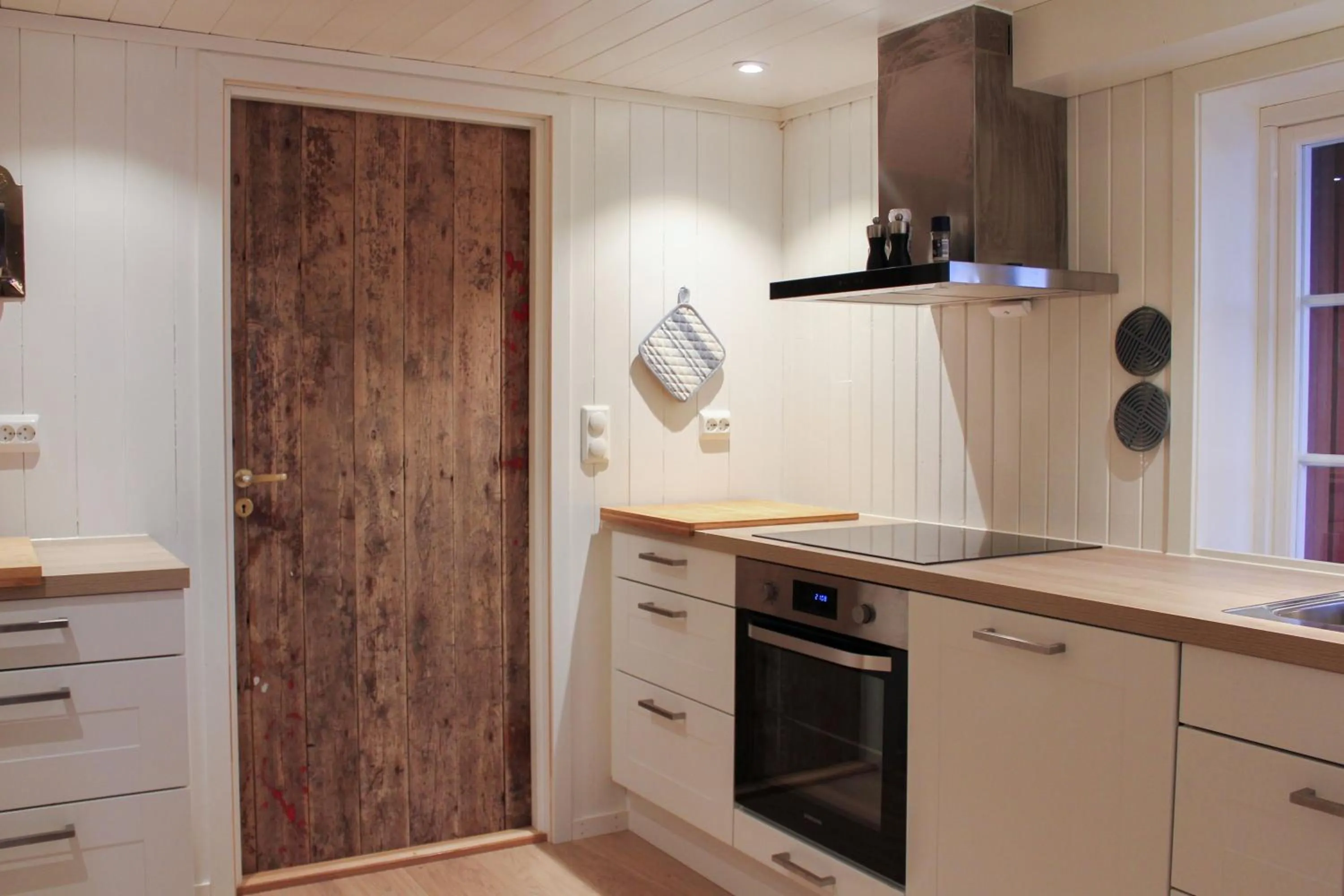 Kitchen or kitchenette in Å Rorbuer - by Classic Norway Hotels